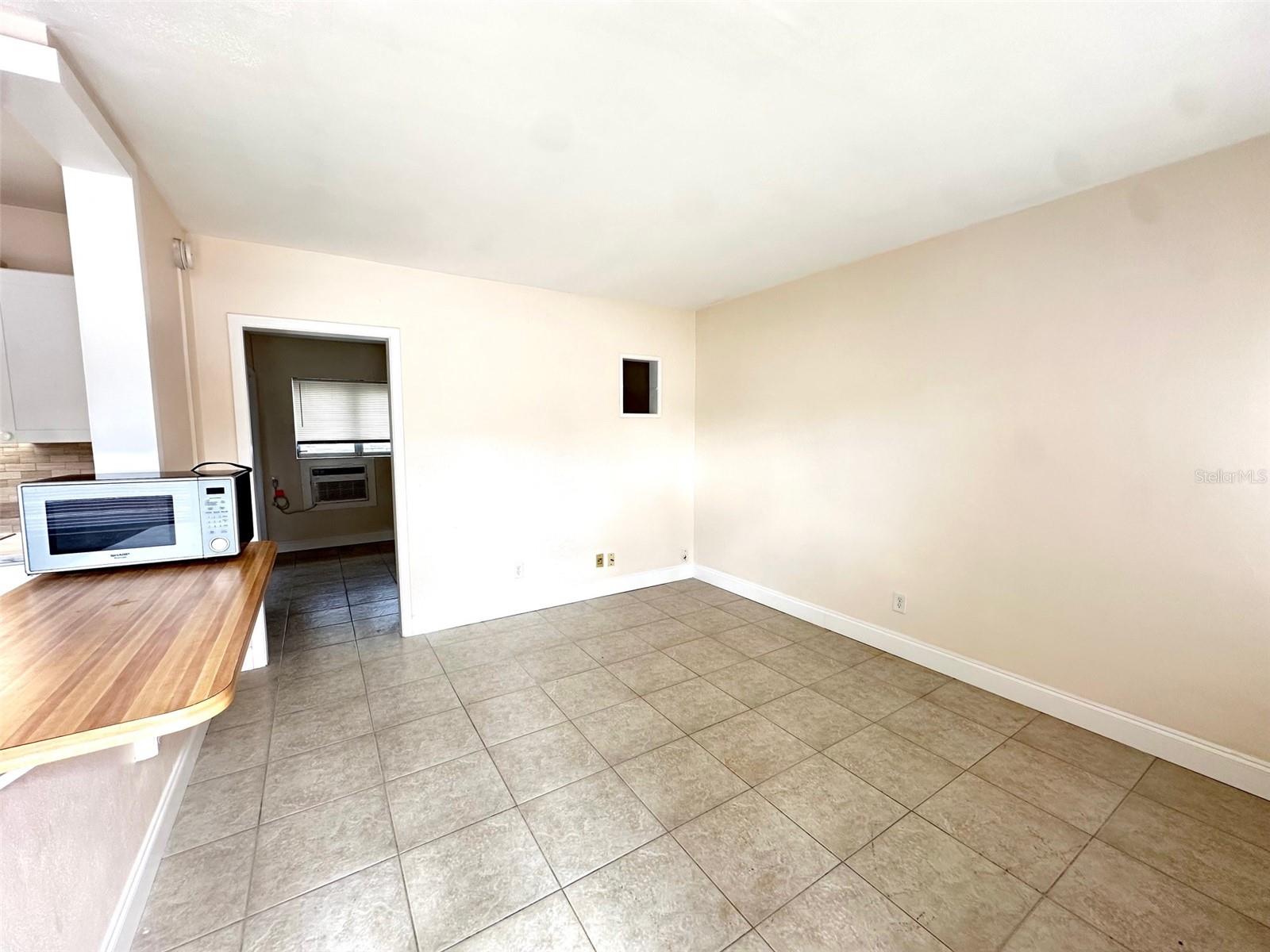 2035 Edgewater Drive, FL