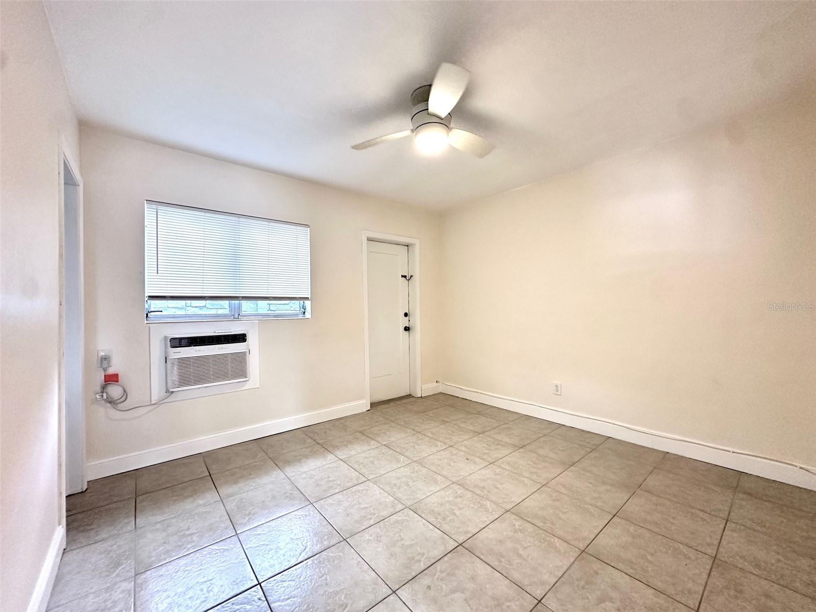 2035 Edgewater Drive, FL