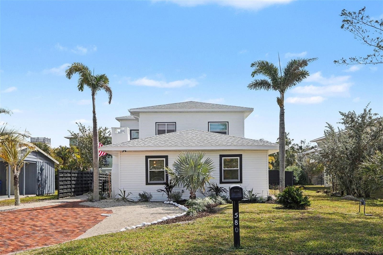 580 Russell Street, FL