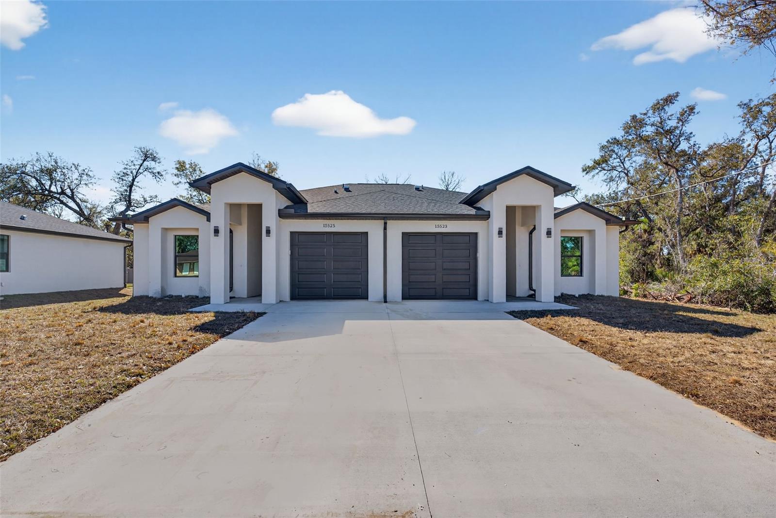 15523, 15525 Chamberlain Boulevard, FL