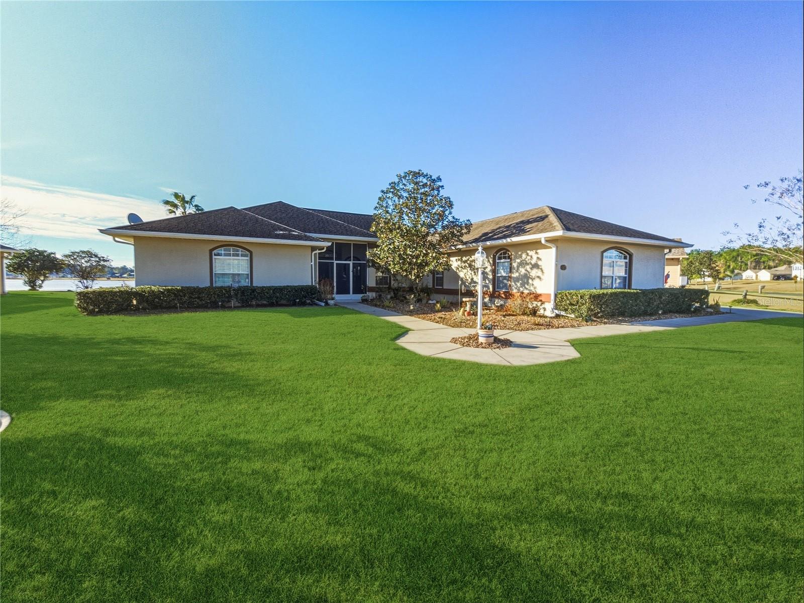 77 Hickory Loop, FL