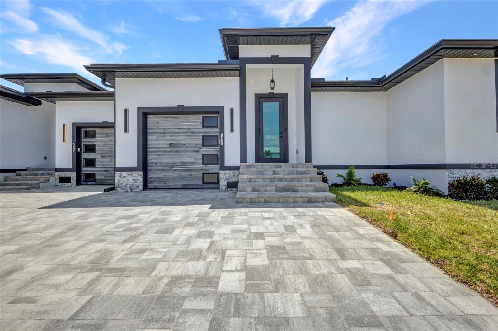 1327 Wesley Drive, FL