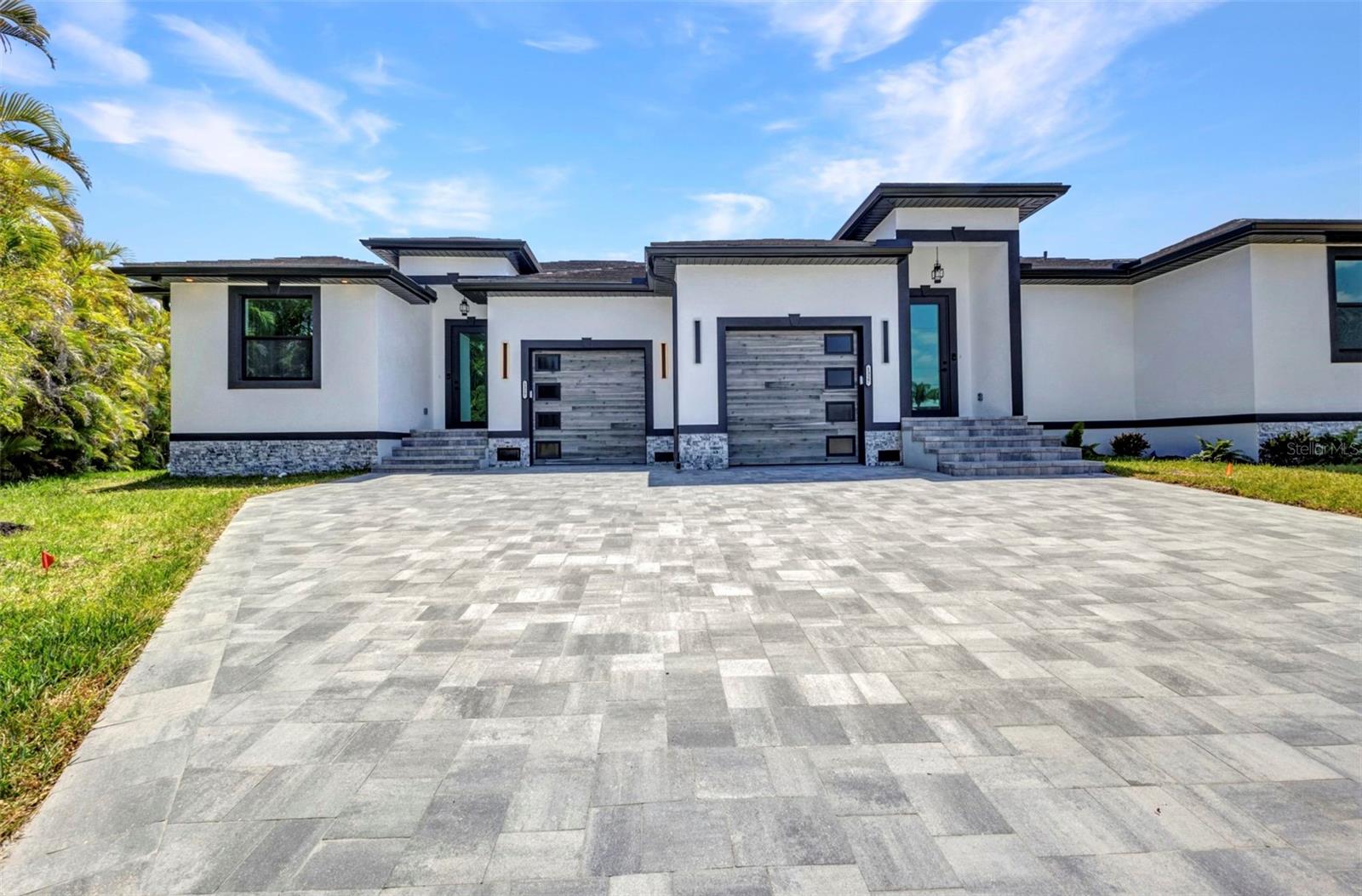 1327 Wesley Drive, FL