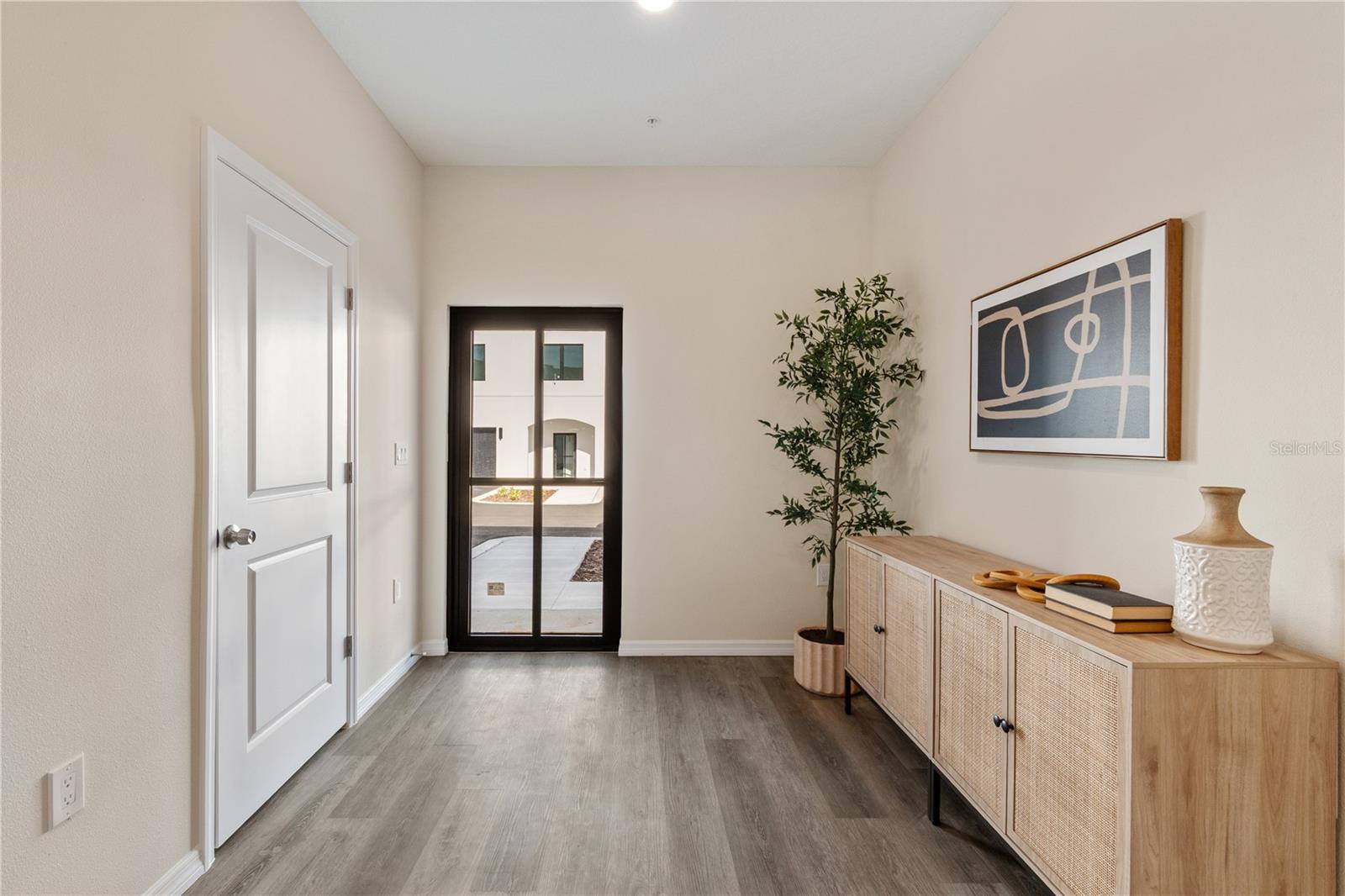 4350 Cambio Gardens Court, FL