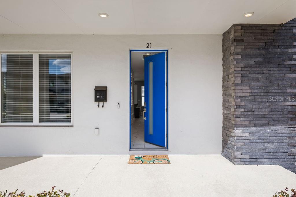 21 Steele Street, FL