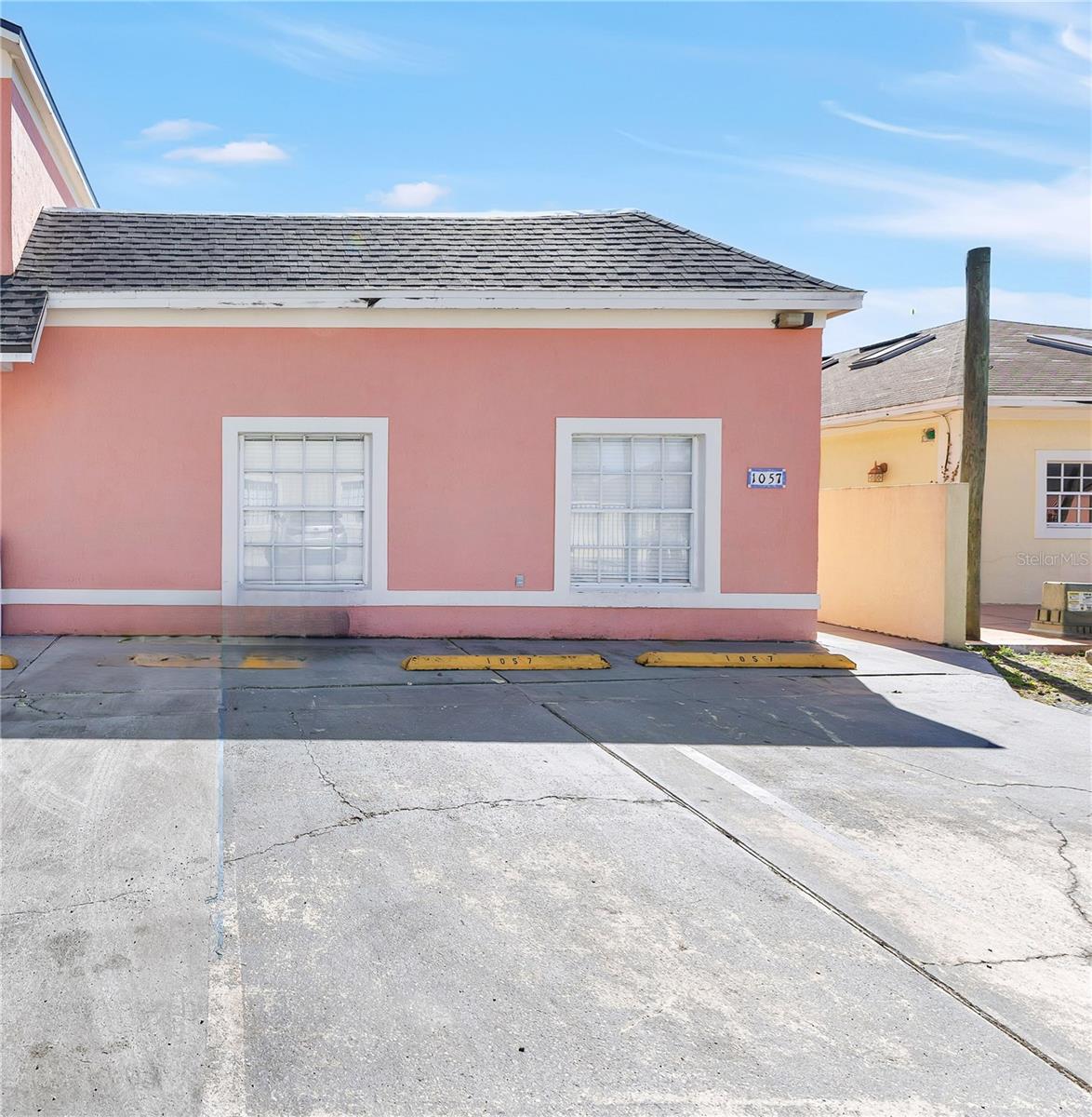 1057 Universal Rest Place, FL