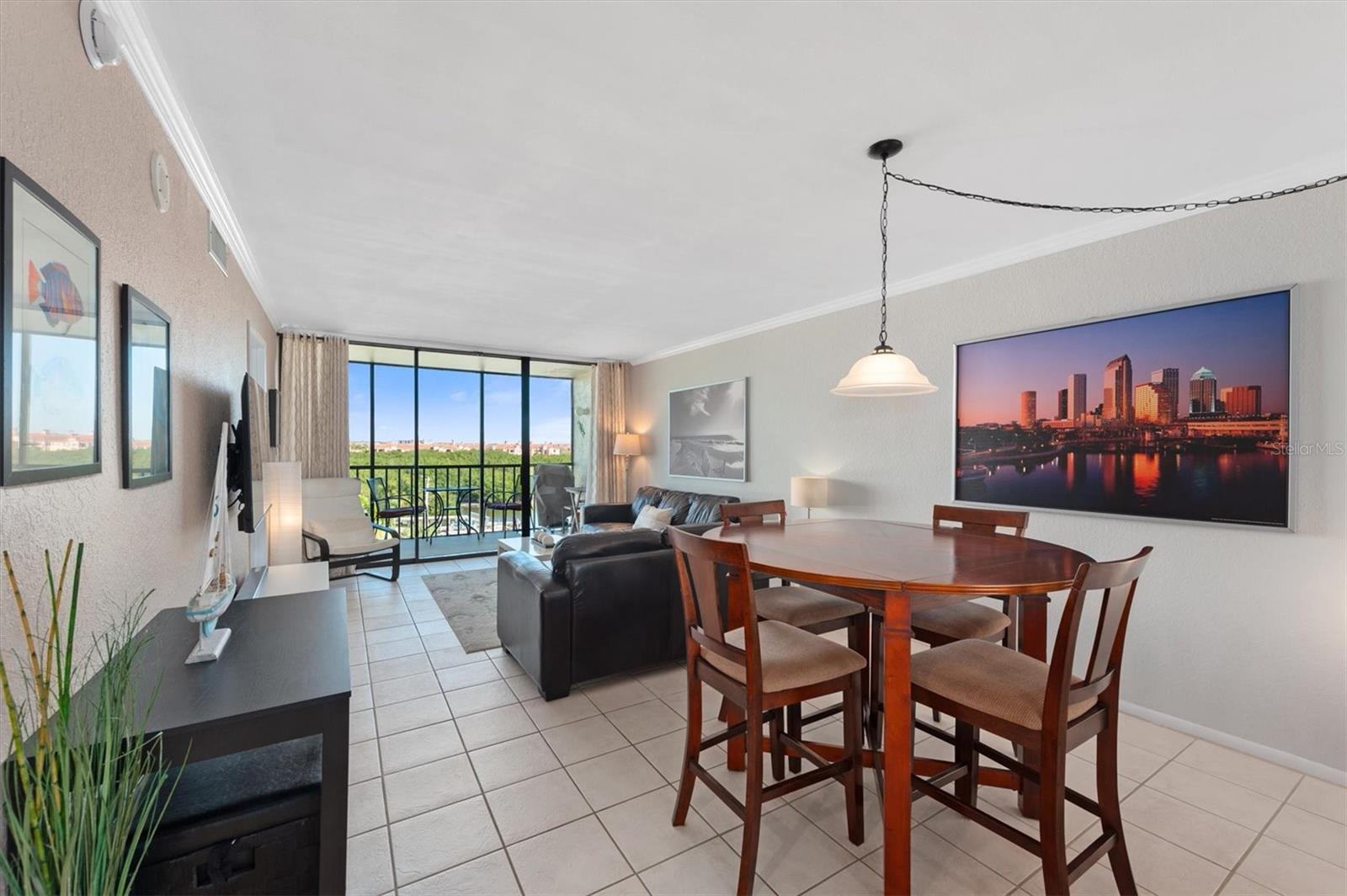 1000 Cove Cay Drive, FL
