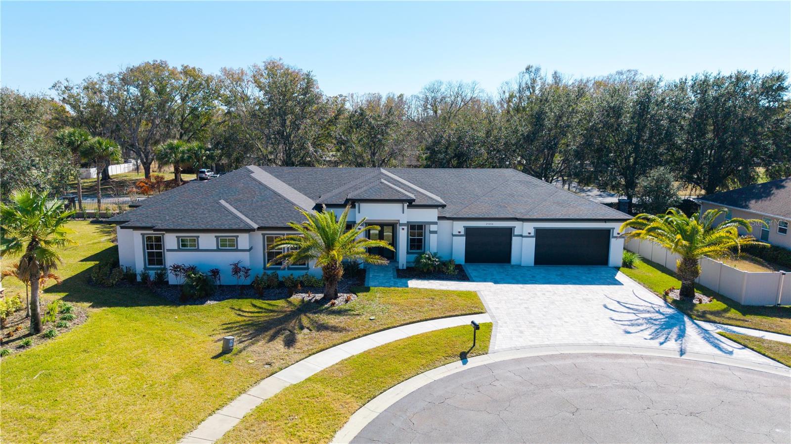 21206 Ski Way, FL