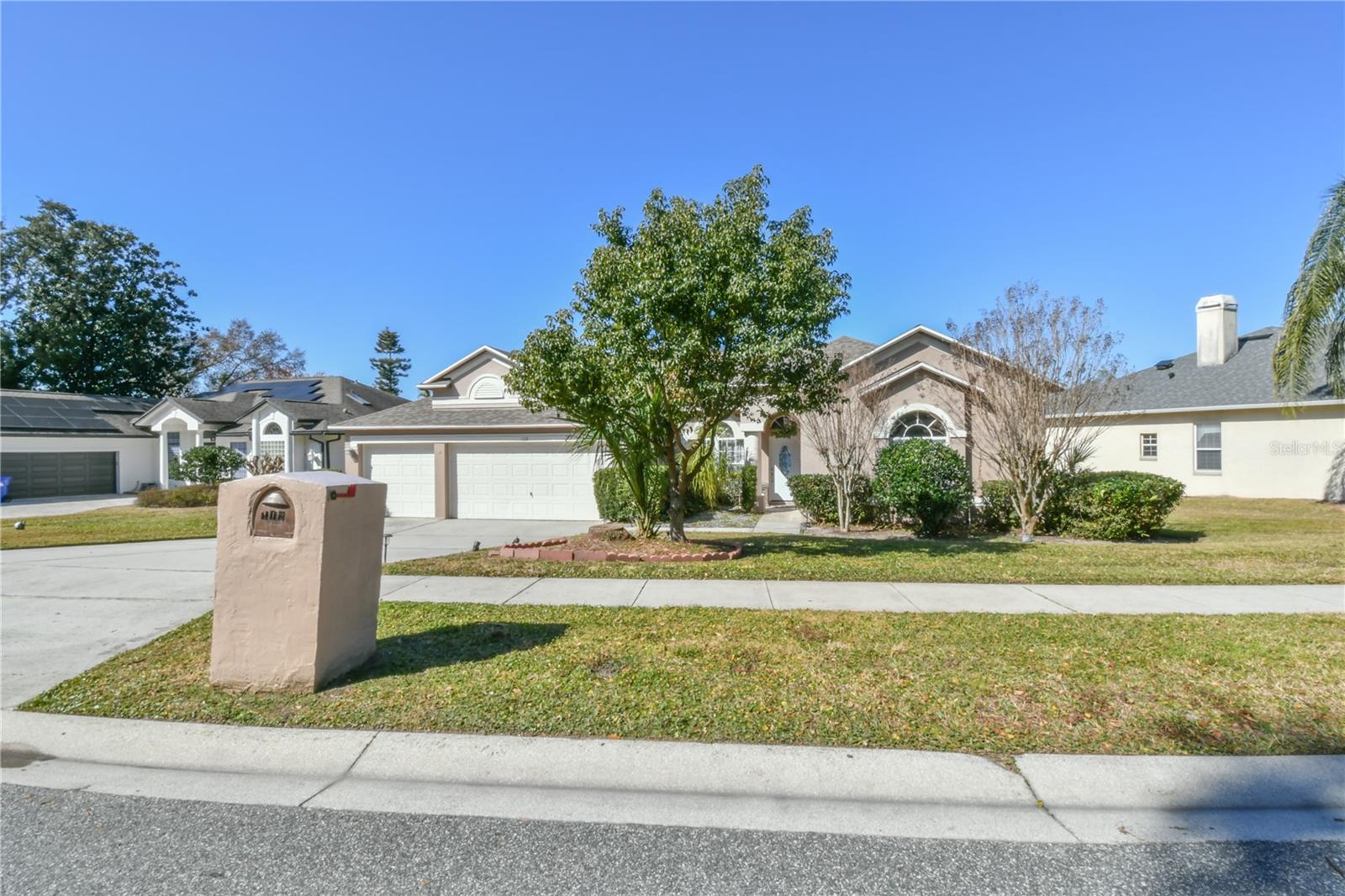 112 Olympus Drive, FL