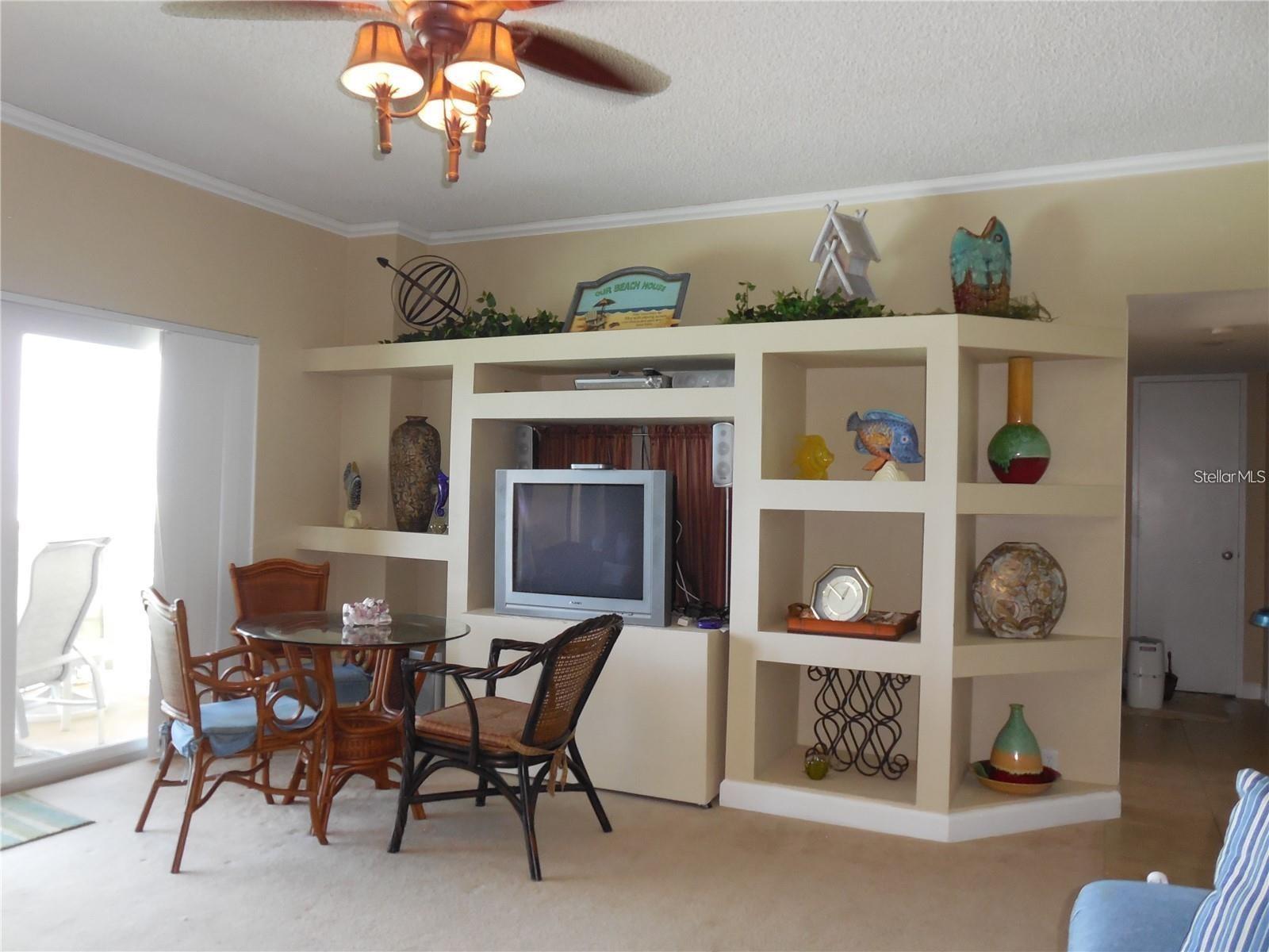 880 Mandalay Avenue, FL