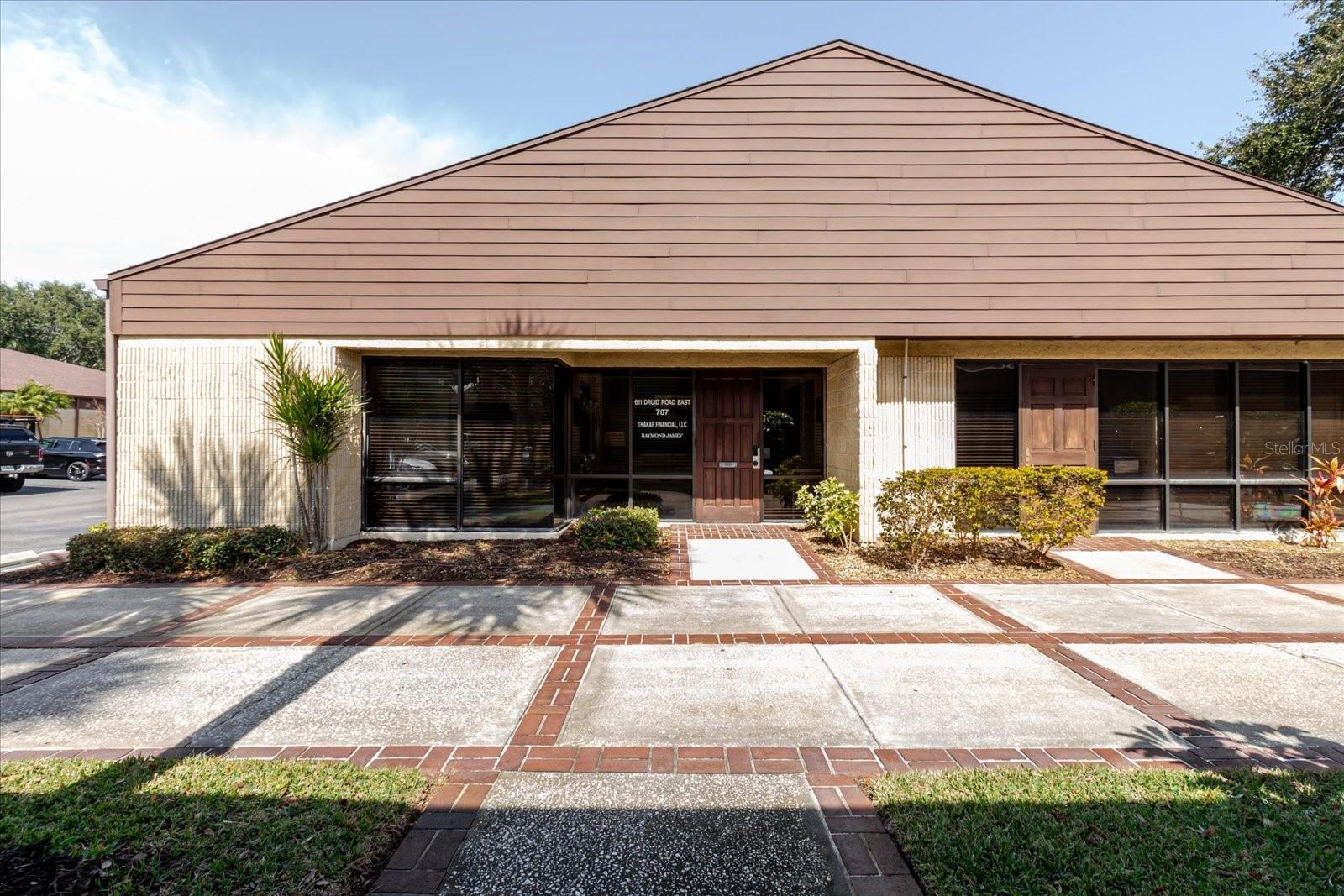 611 Druid Road, FL