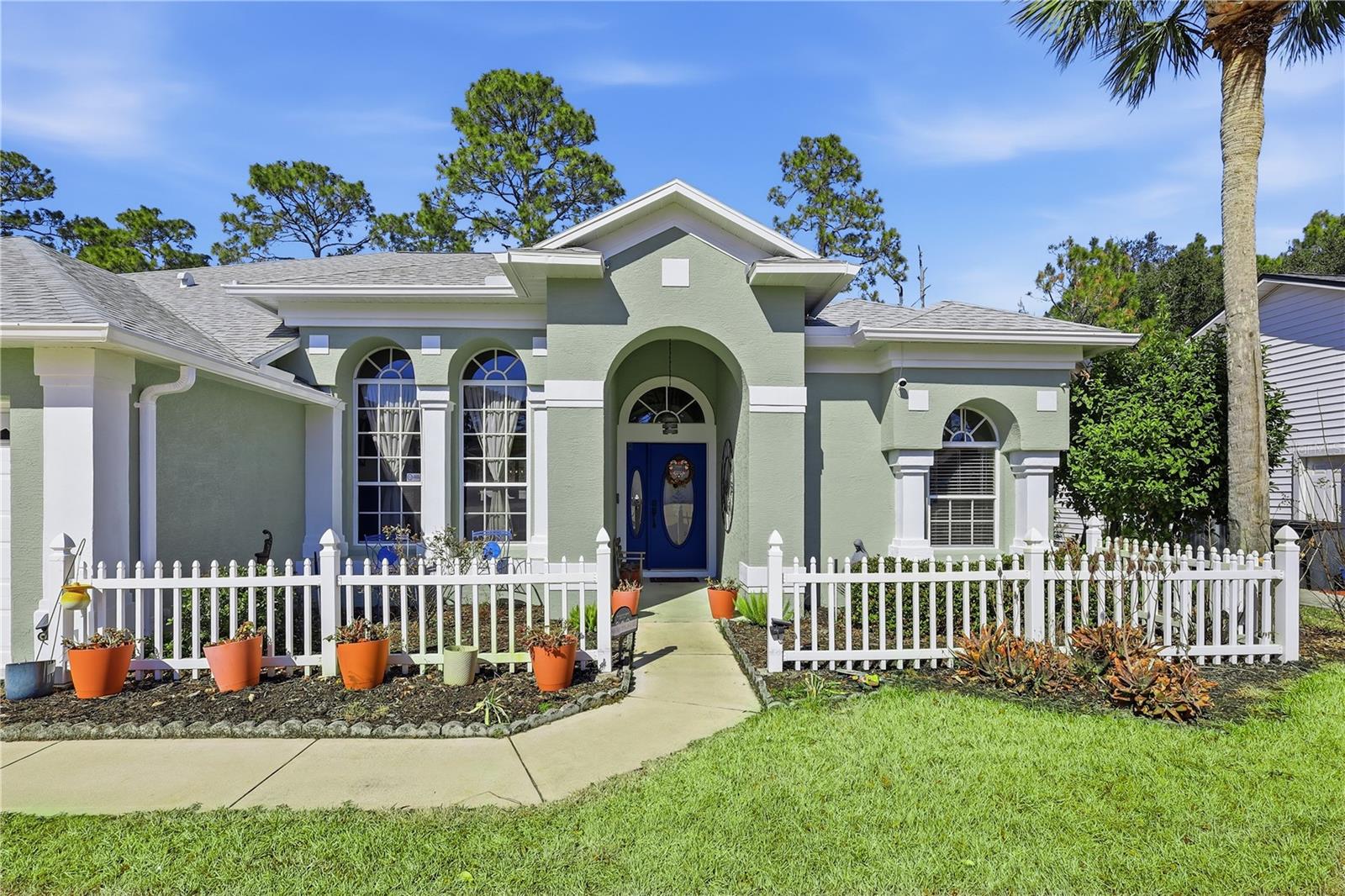 39 Woodhollow Lane, FL
