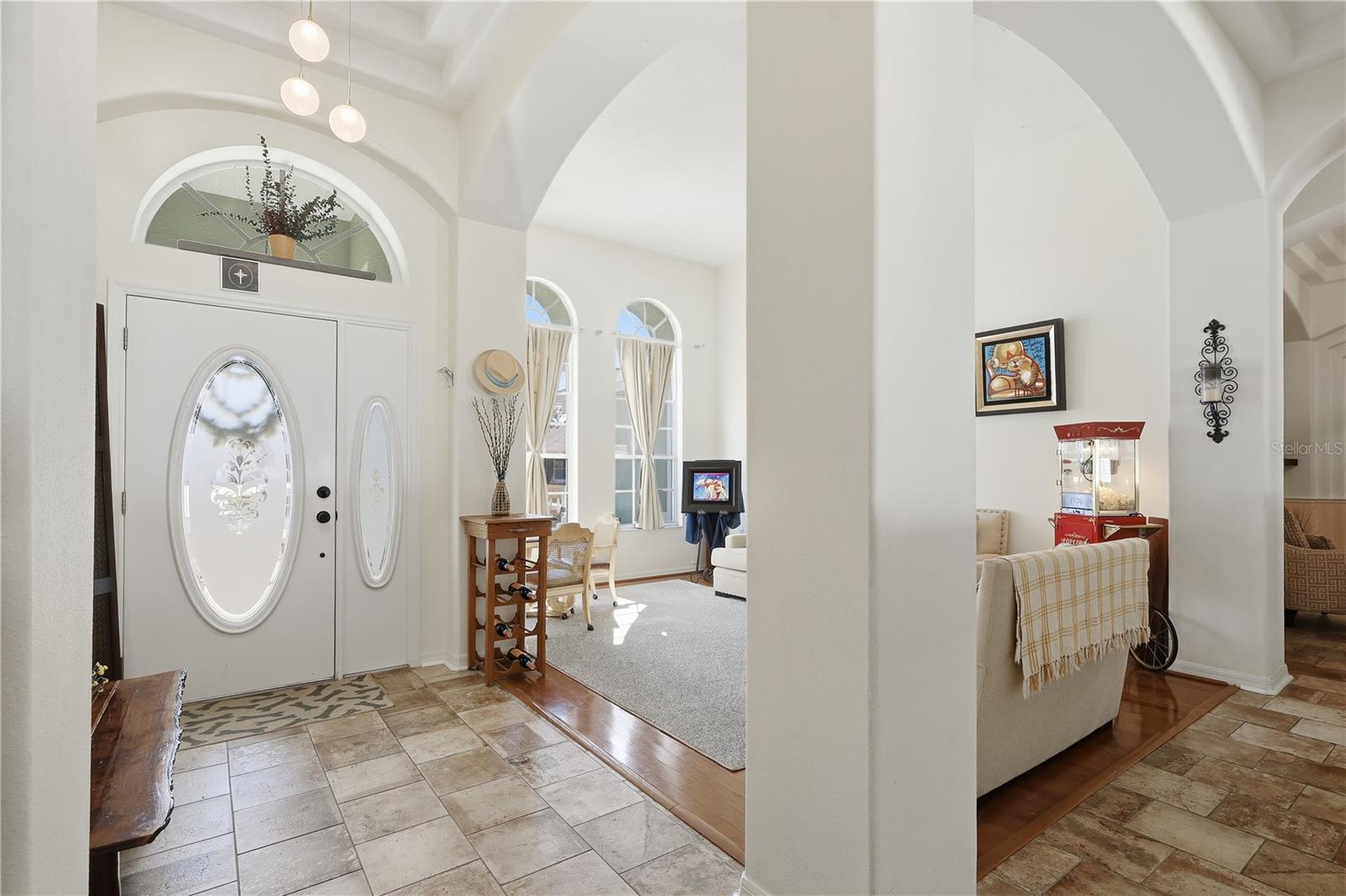 39 Woodhollow Lane, FL