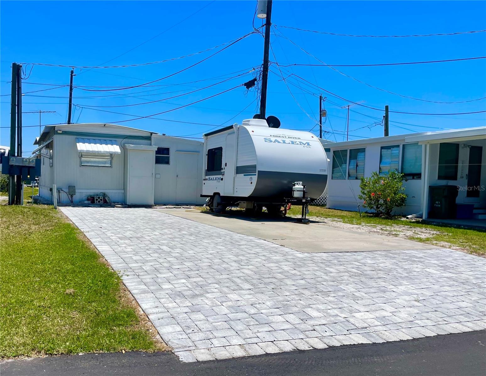 47 Illinois Street, FL