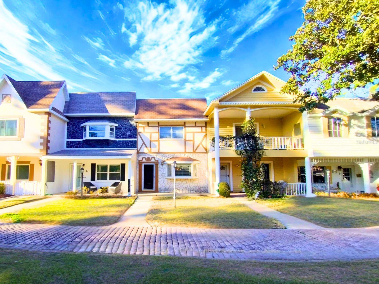 8830 98 Place, FL
