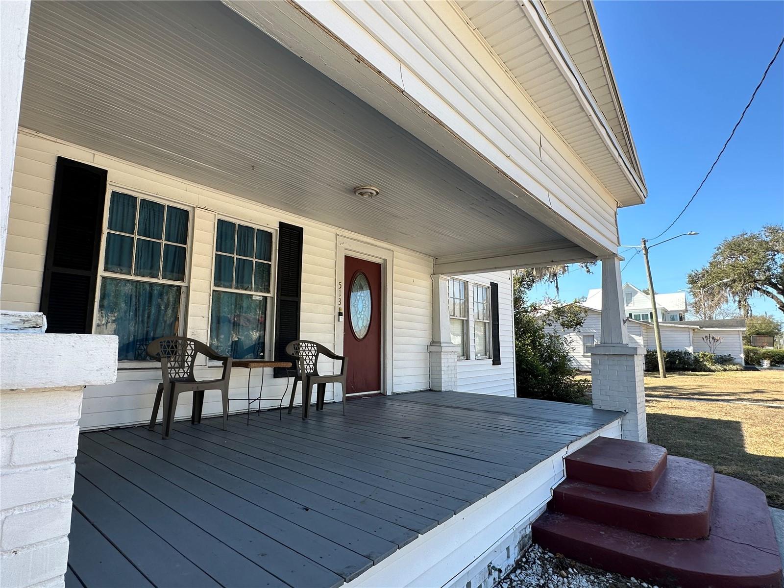 513 Main Street, FL