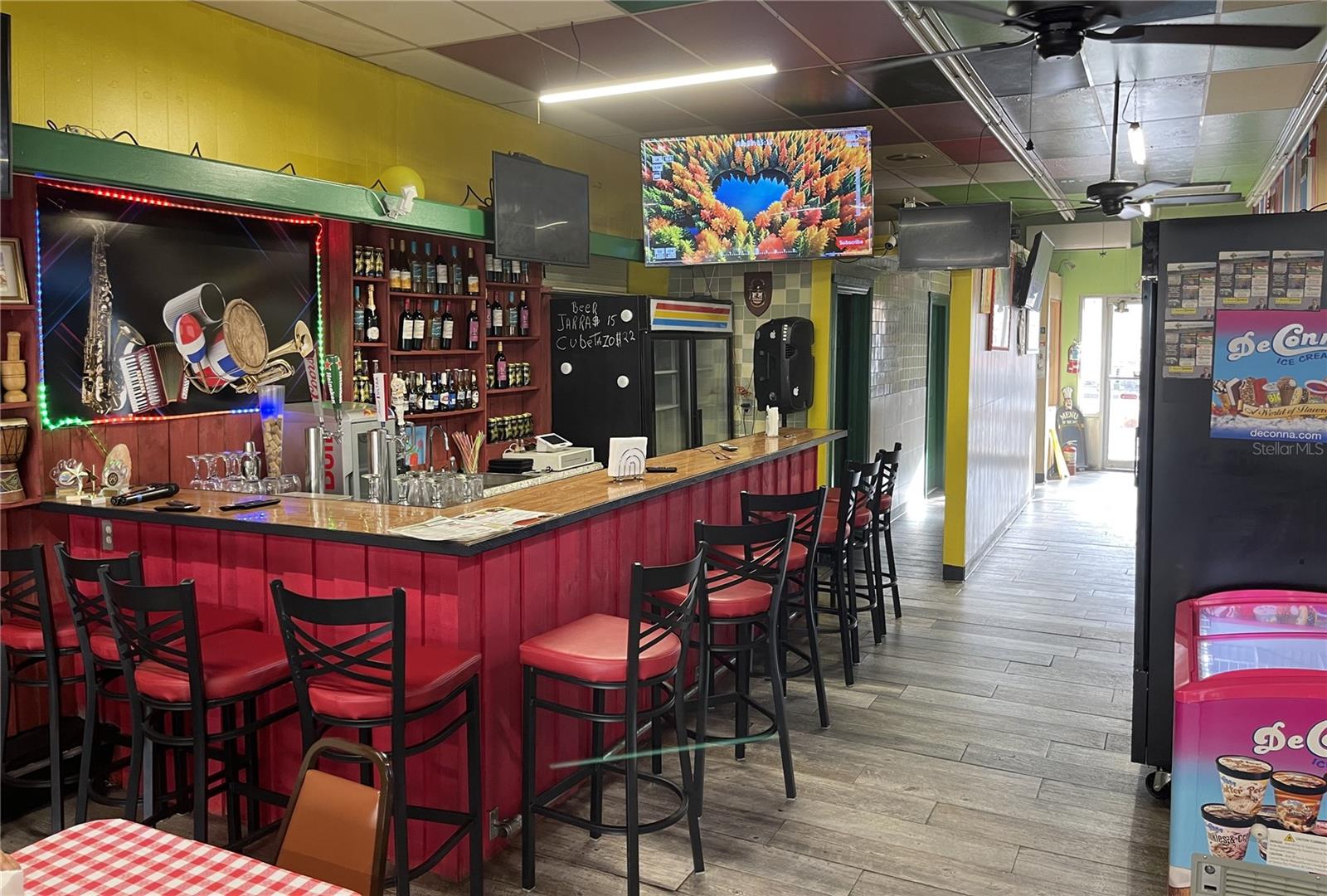 111 Howard Street, FL