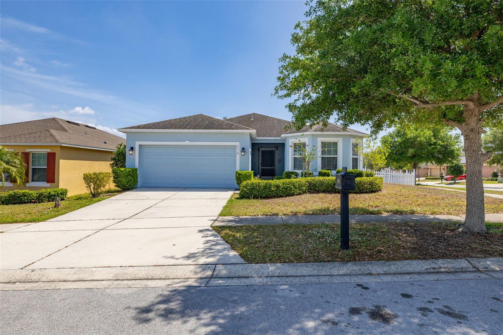 6018 Fallglow Lane, FL