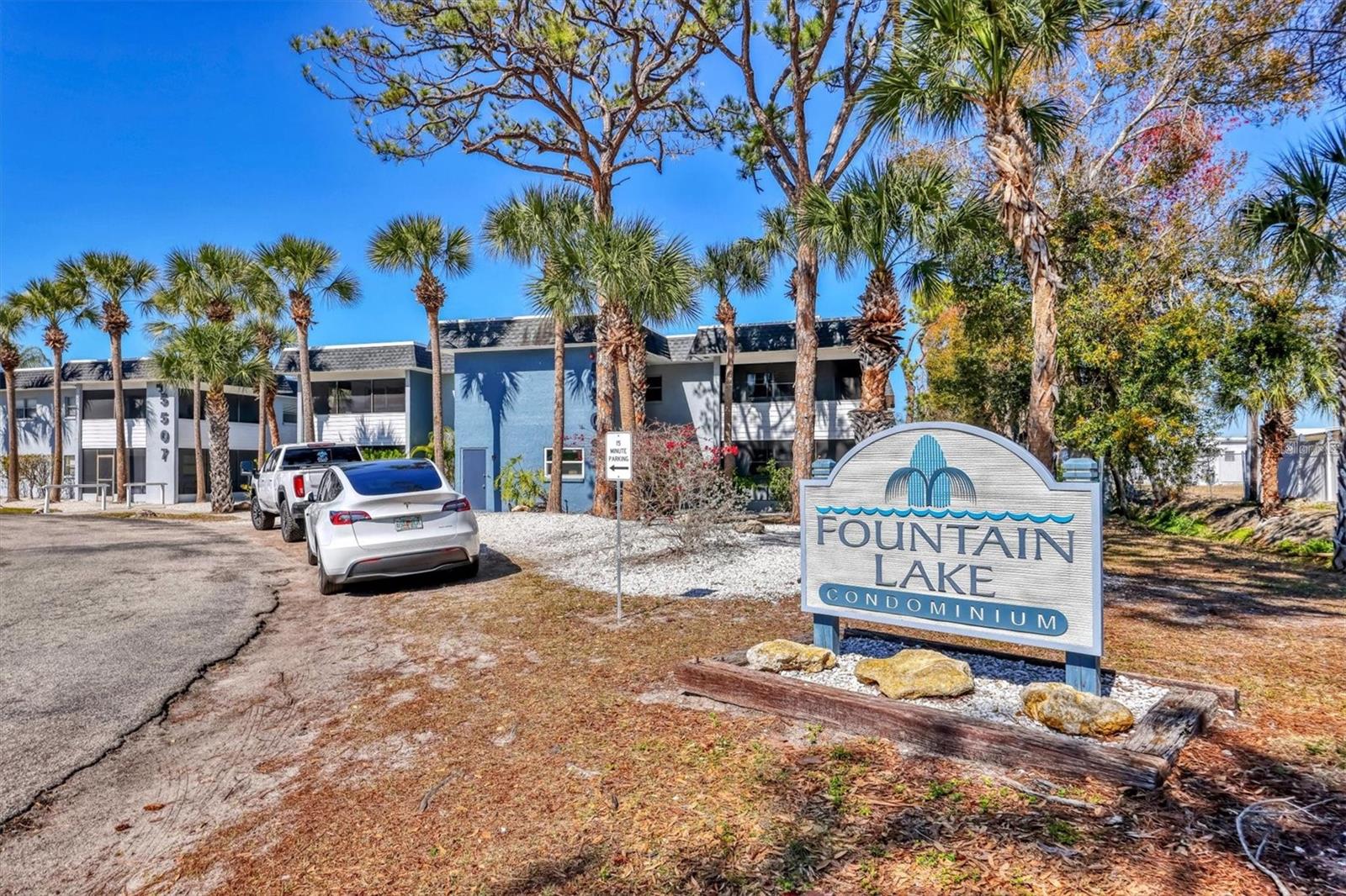 5503 Fountain Lake Circle, FL