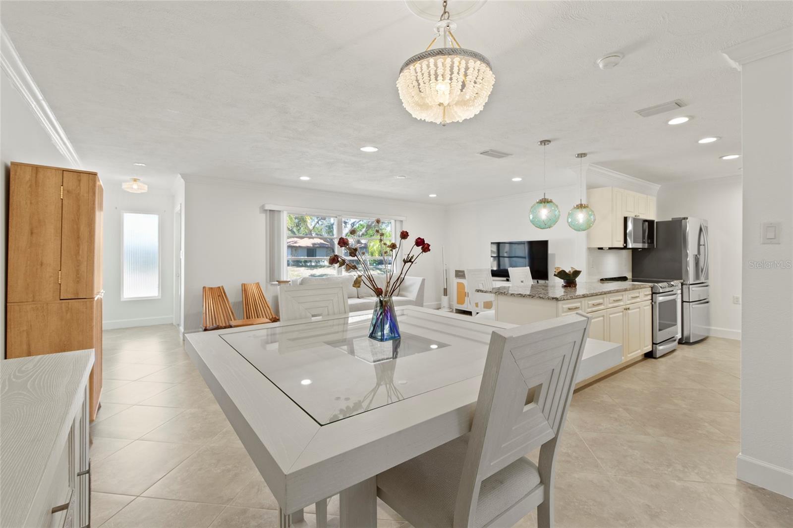 6725 Roxbury Drive, FL