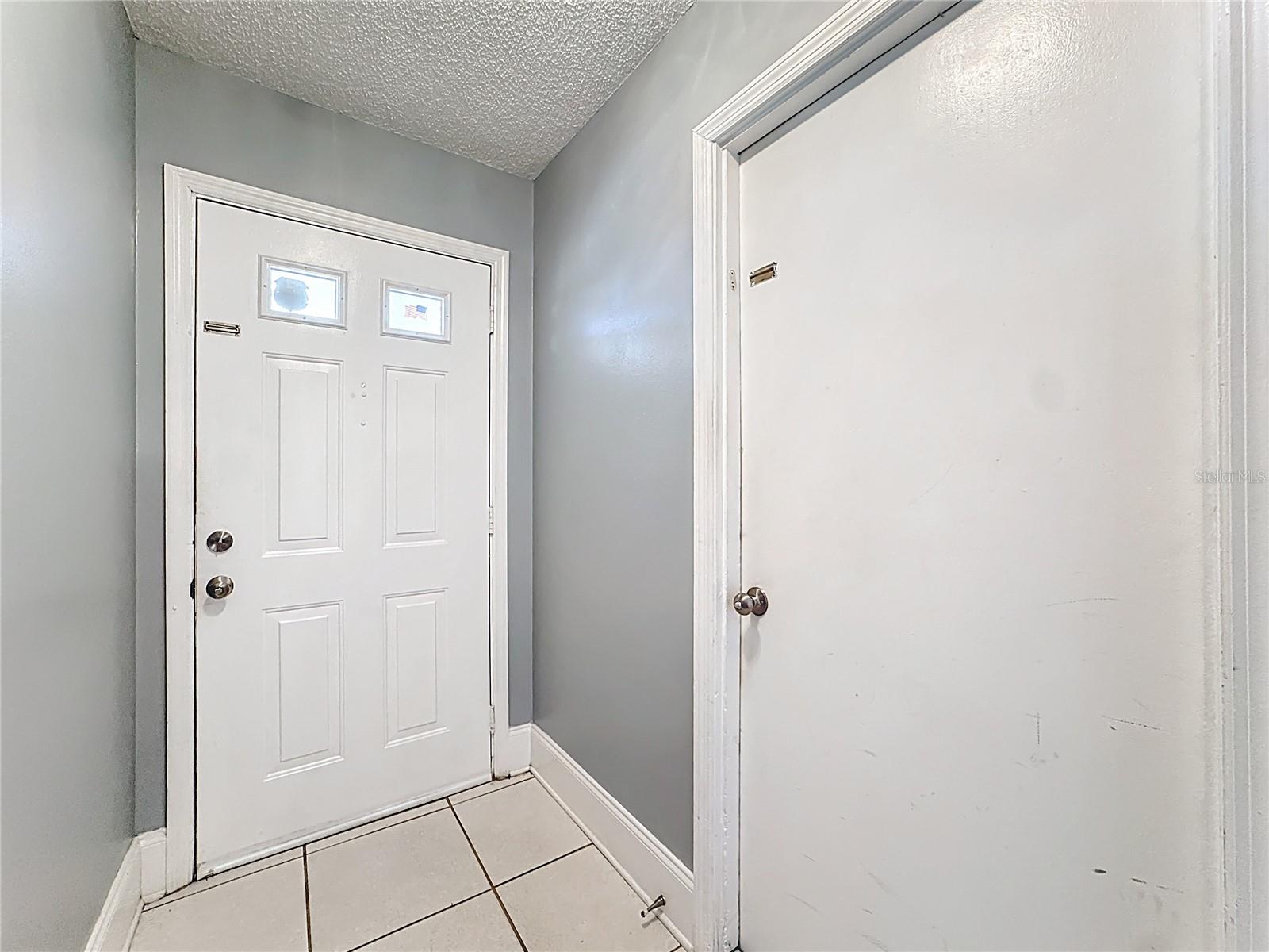 3717 Narroline Drive, FL