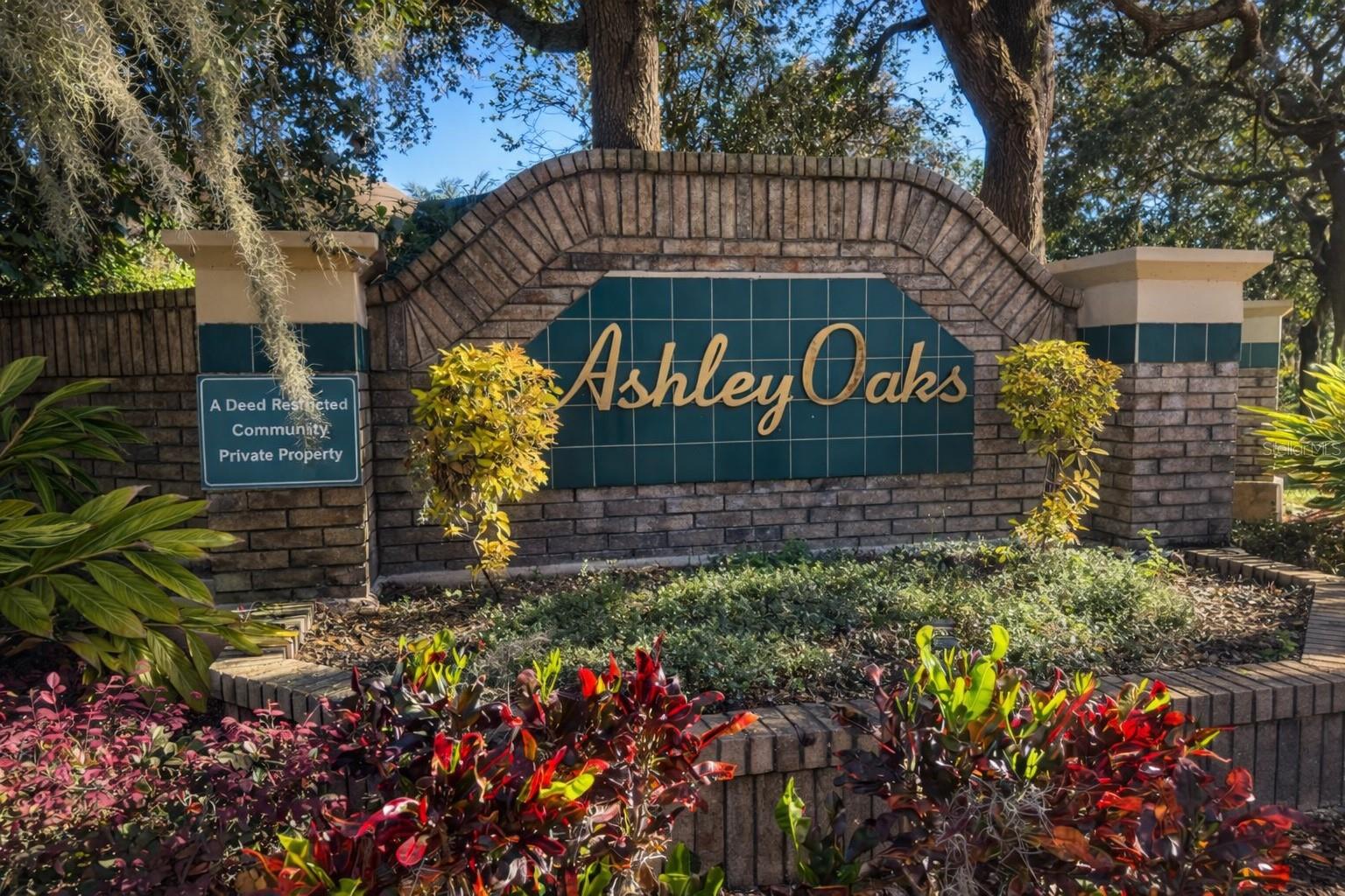 1901 Ashley Oaks Court, FL