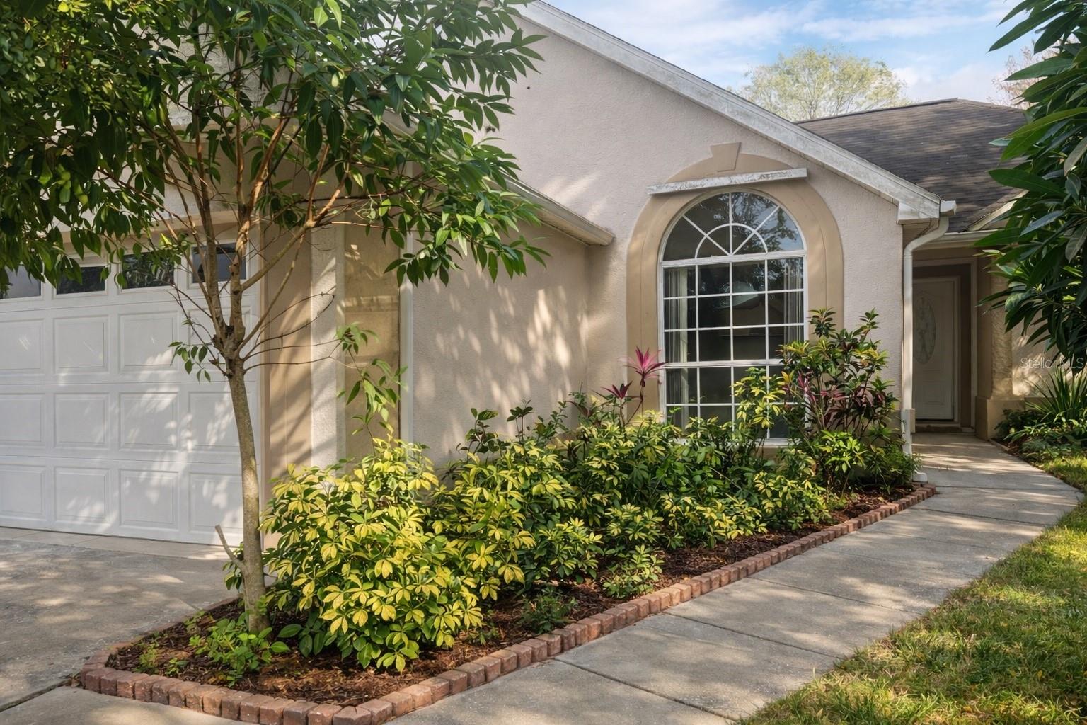 1901 Ashley Oaks Court, FL