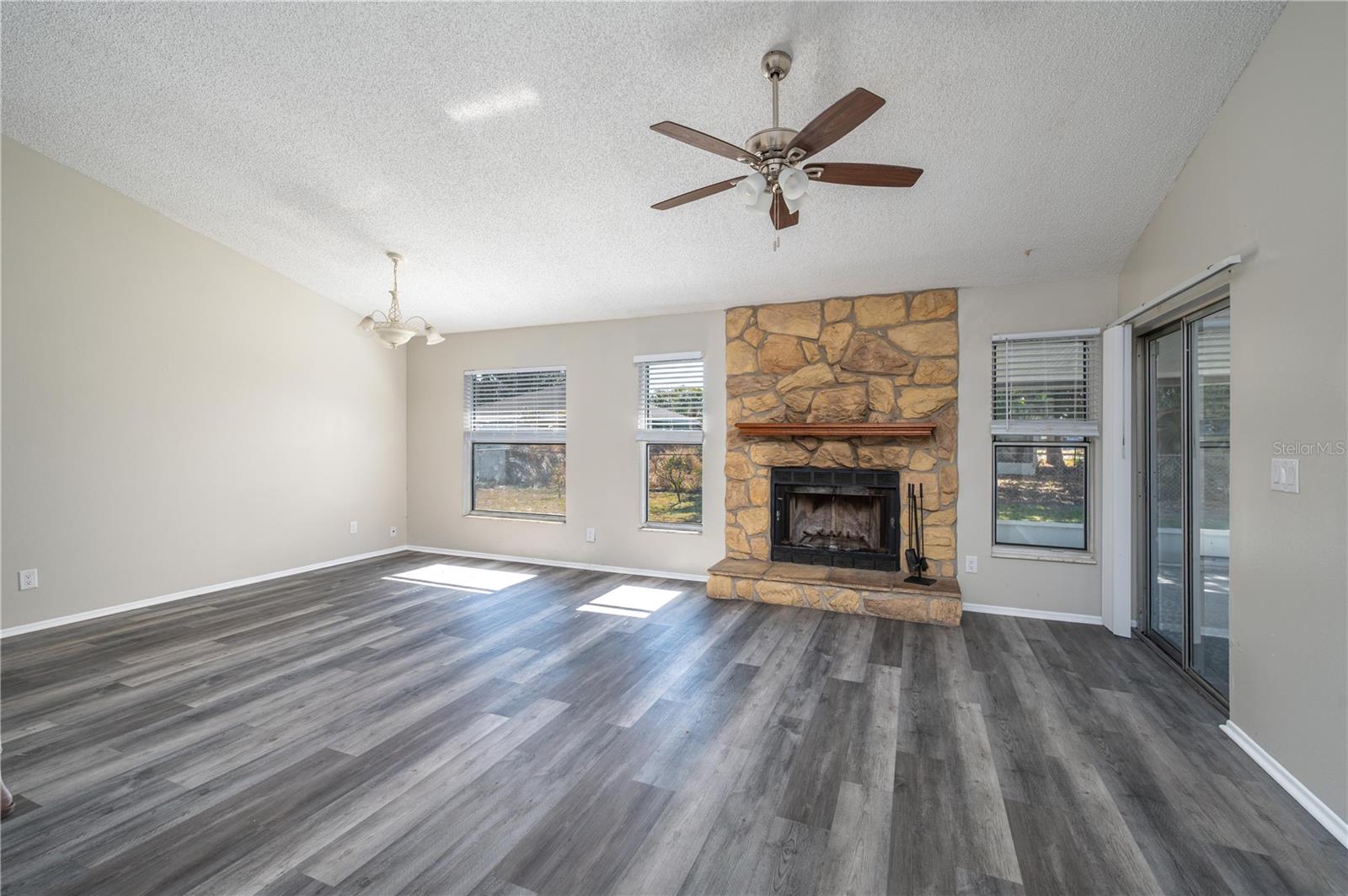 3406 Fox Ridge Street, FL