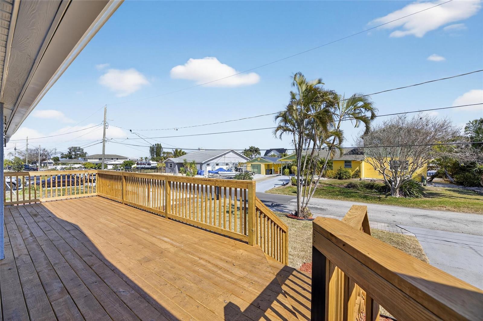 827 Seabreeze Drive, FL