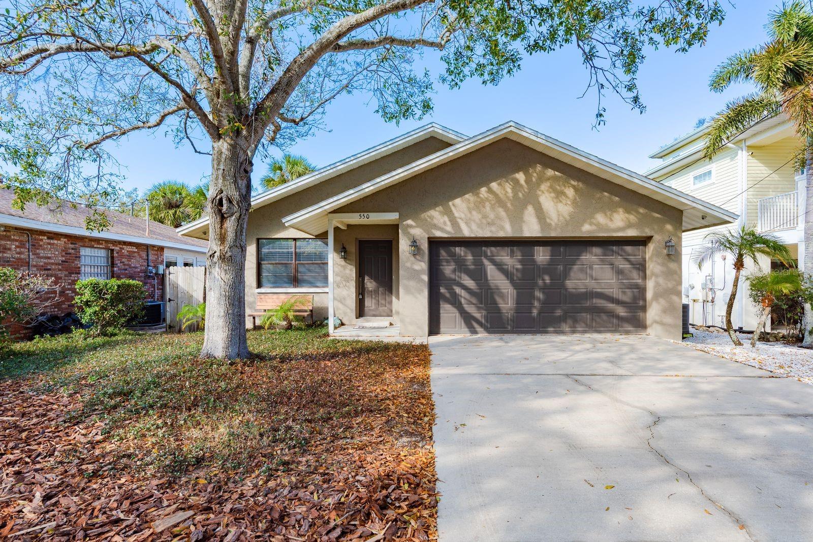 550 Ontario Avenue, FL