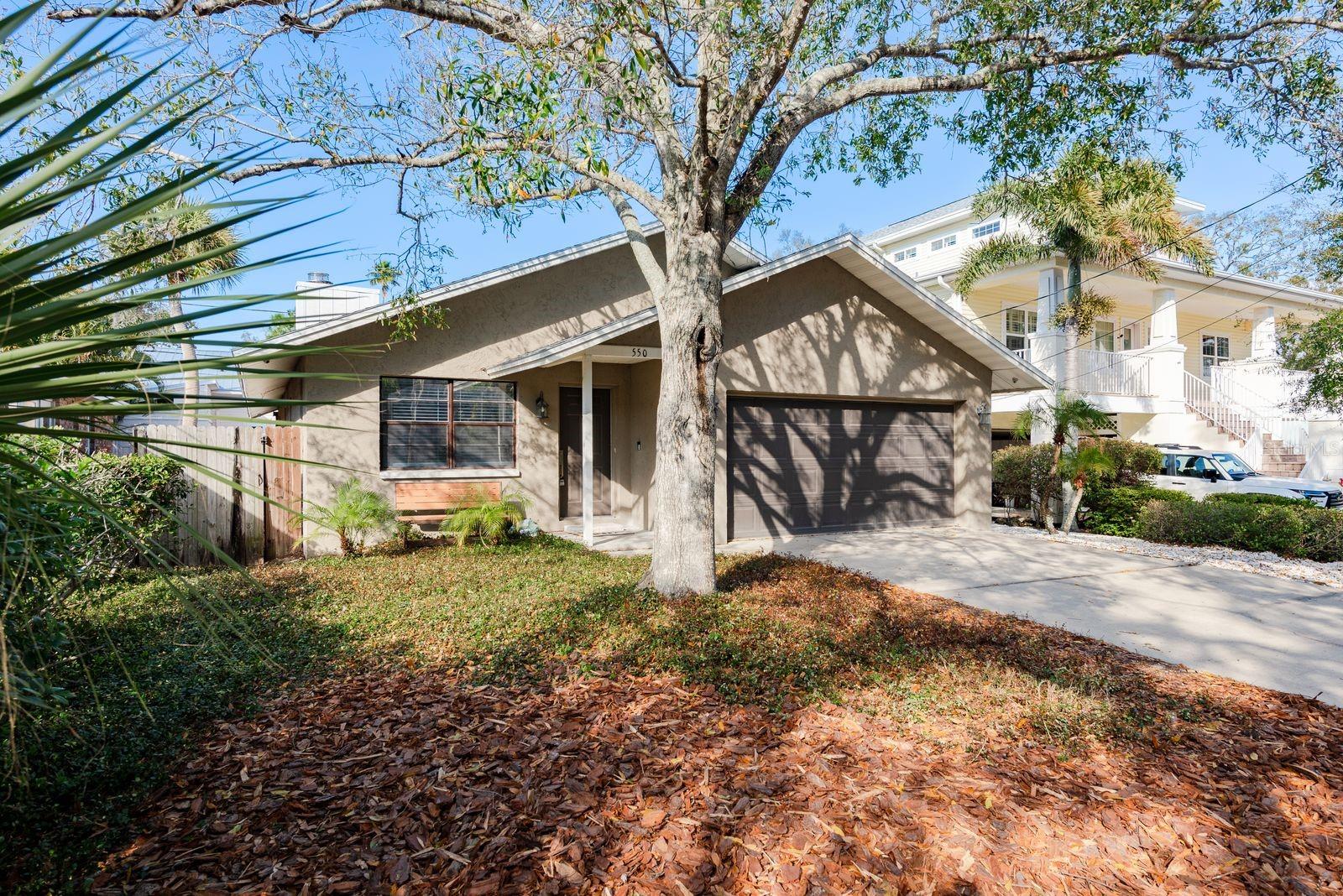 550 Ontario Avenue, FL