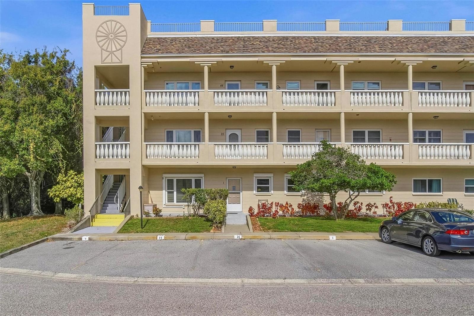 2170 Americus Boulevard, FL