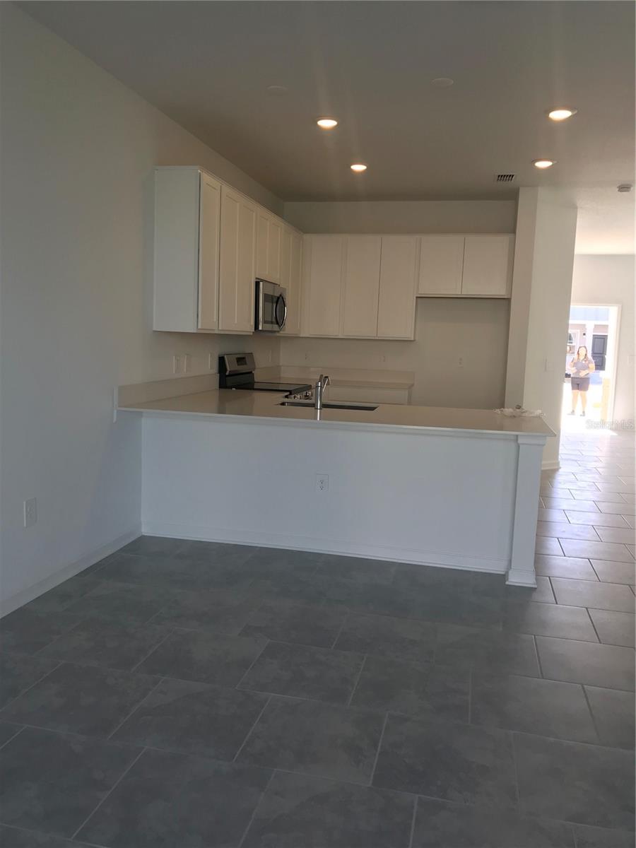 3007 Chantilly Drive, FL