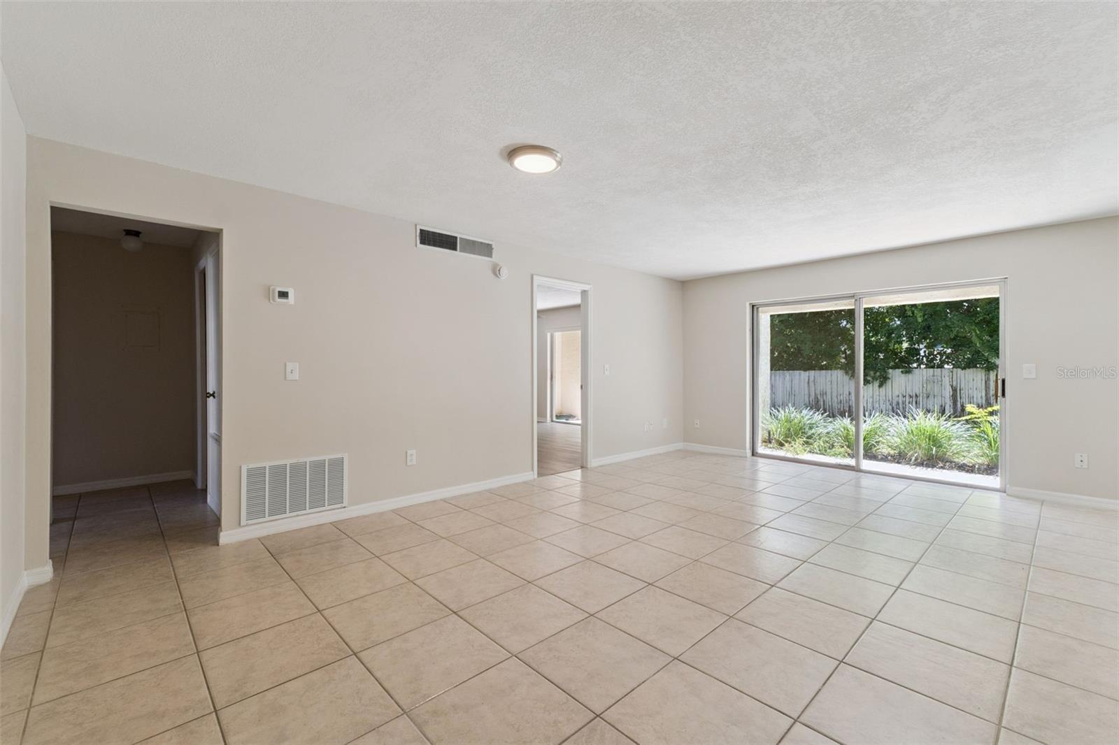 600 Northern Way, FL