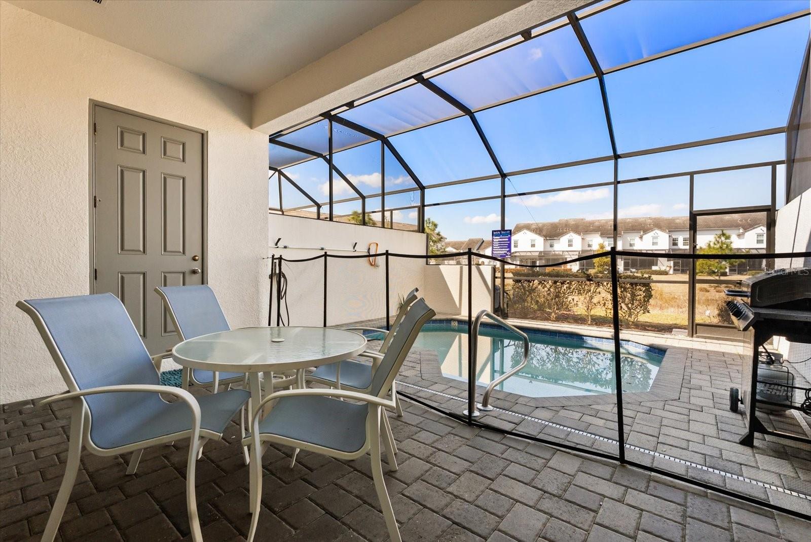 337 Captiva Drive, FL