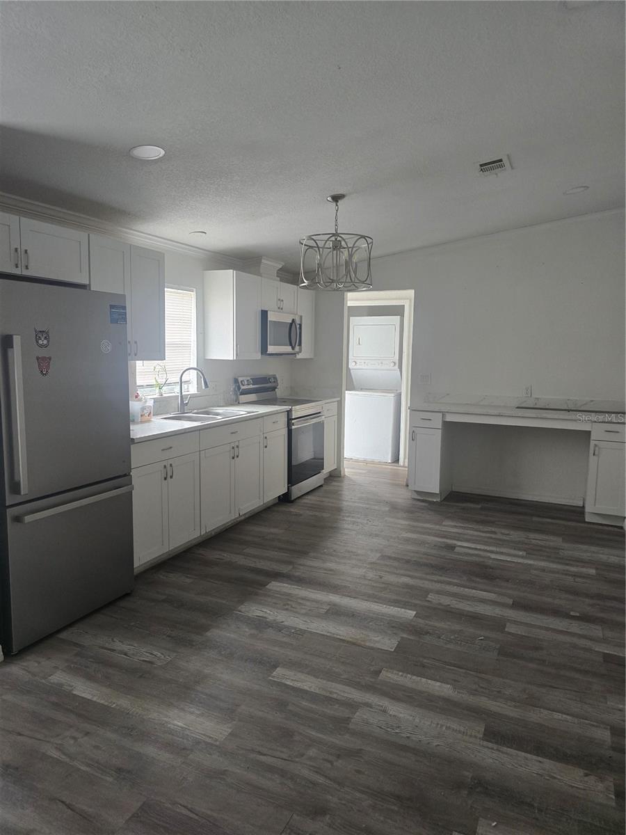 605 Cadillac Boulevard, FL