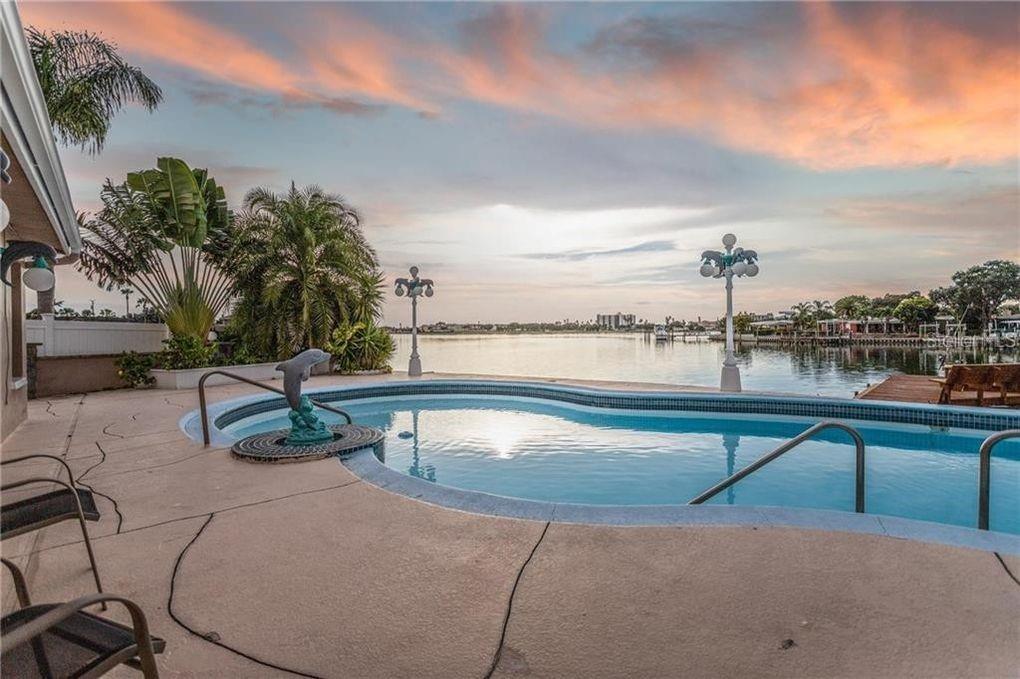 7985 4th Avenue, FL