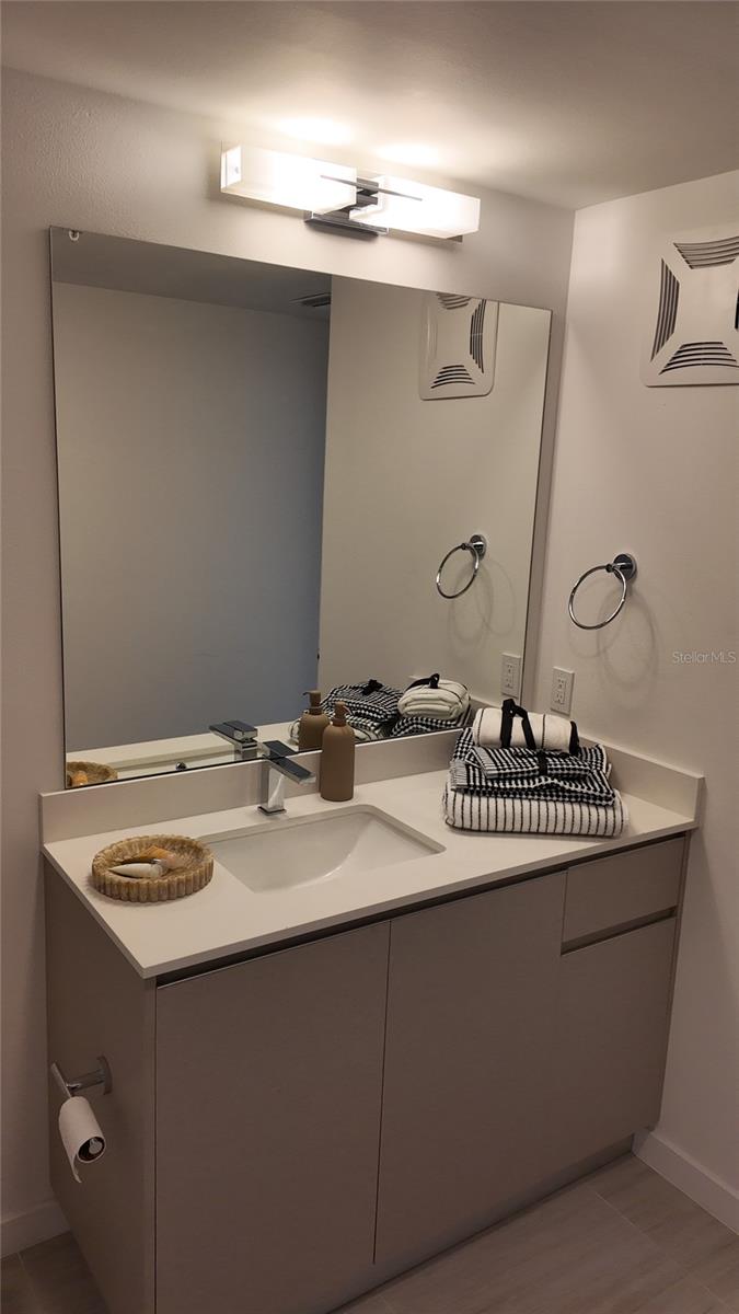 5587 Millenia Park Blvd, FL