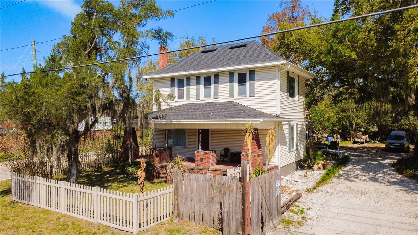 2418 1st Street, FL