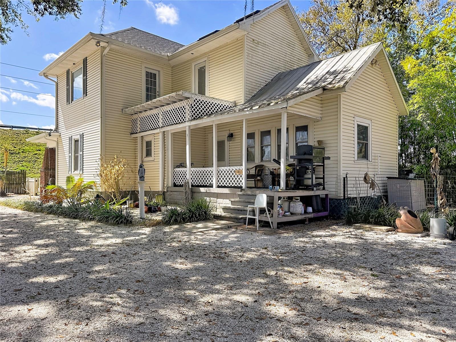 2418 1st Street, FL