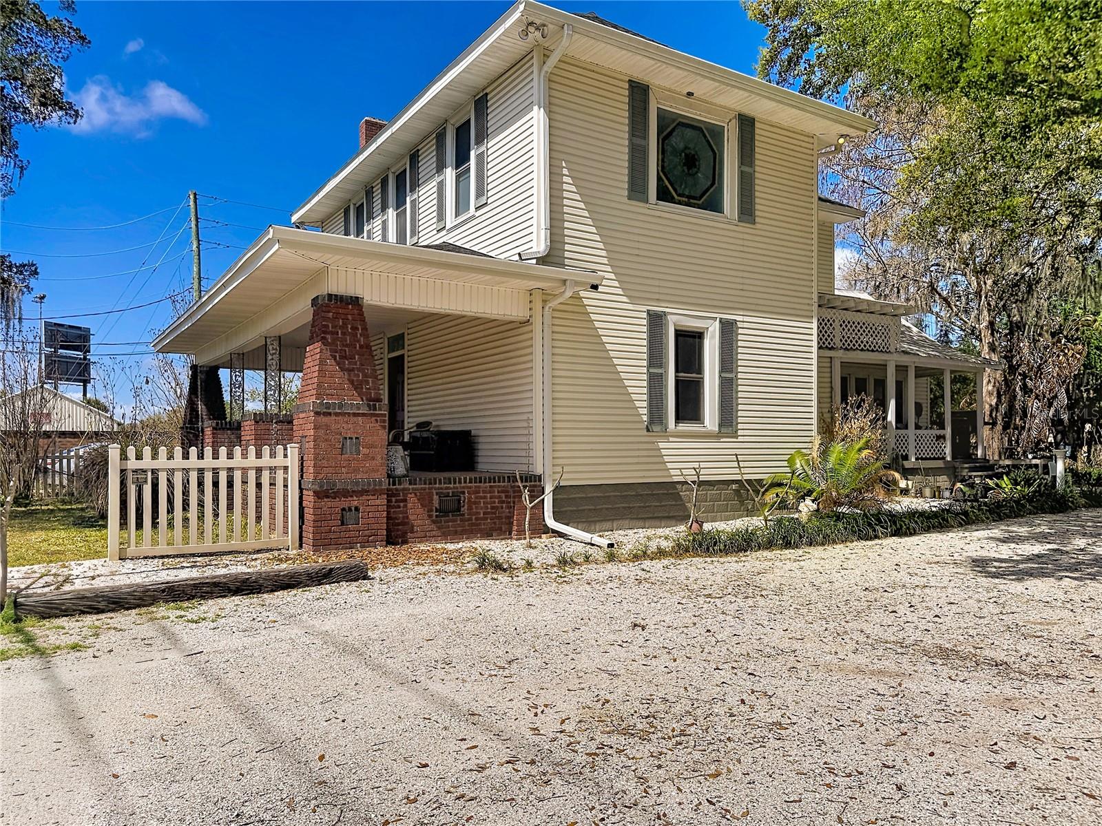 2418 1st Street, FL