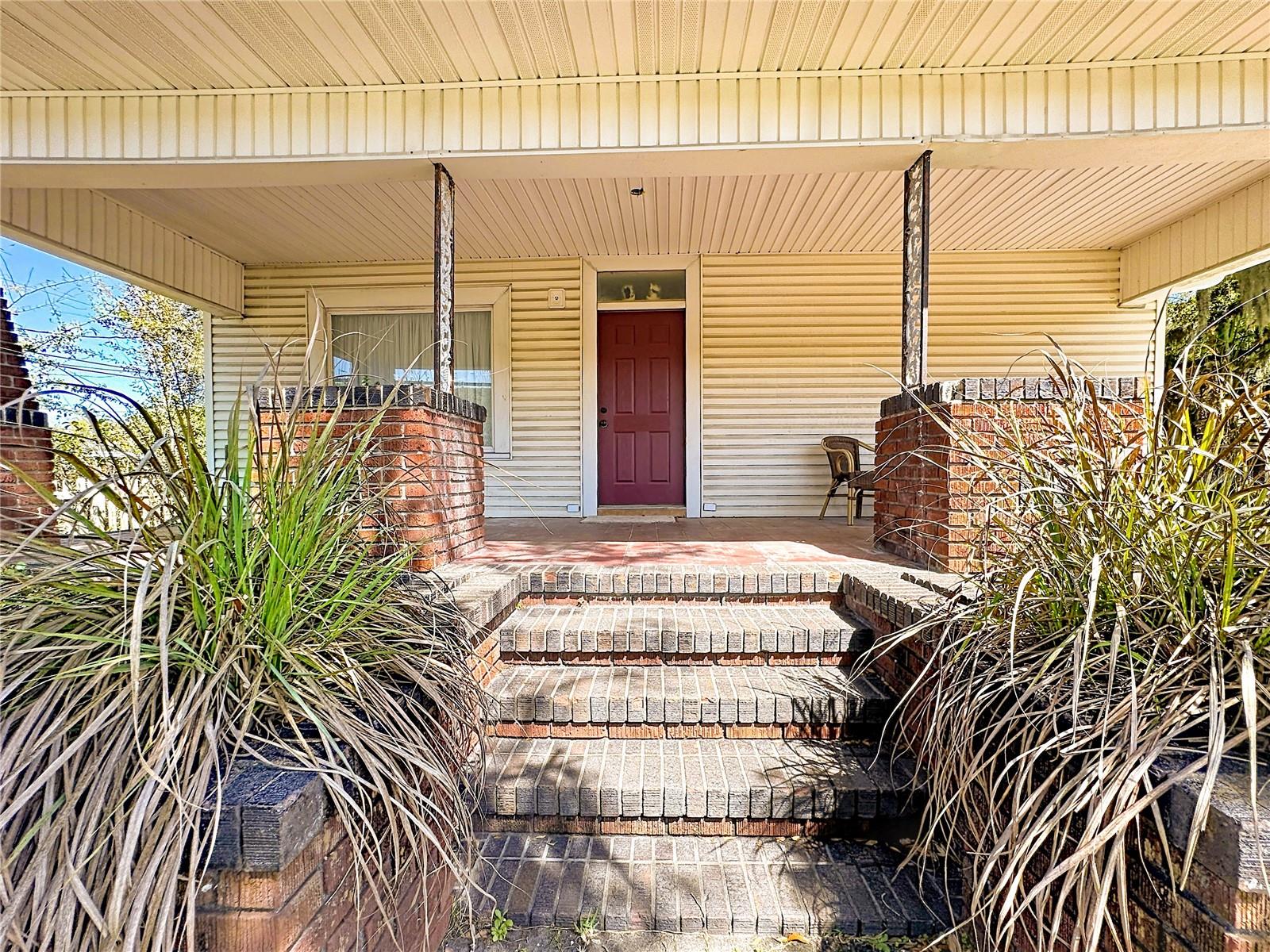 2418 1st Street, FL