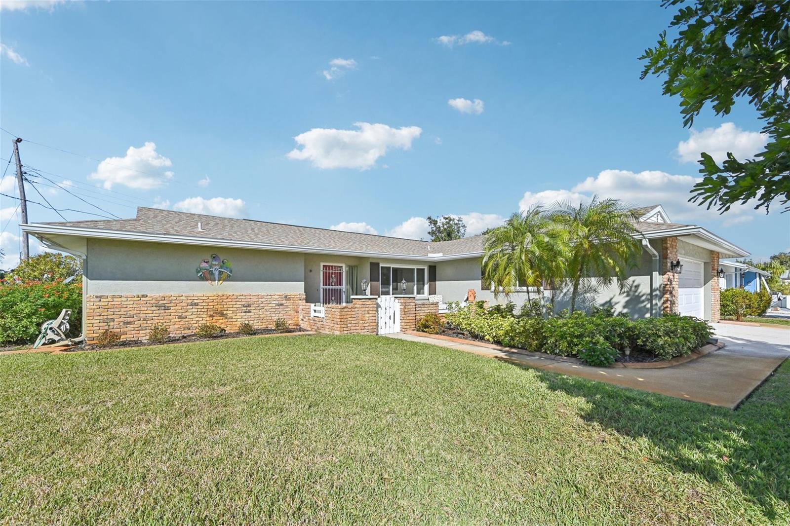 101 Algiers Drive, FL