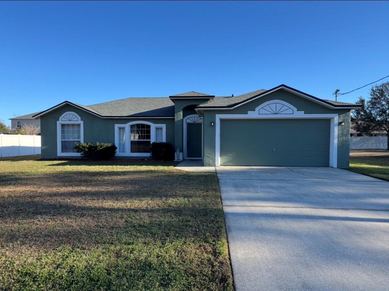 10 Squirrel Place, FL