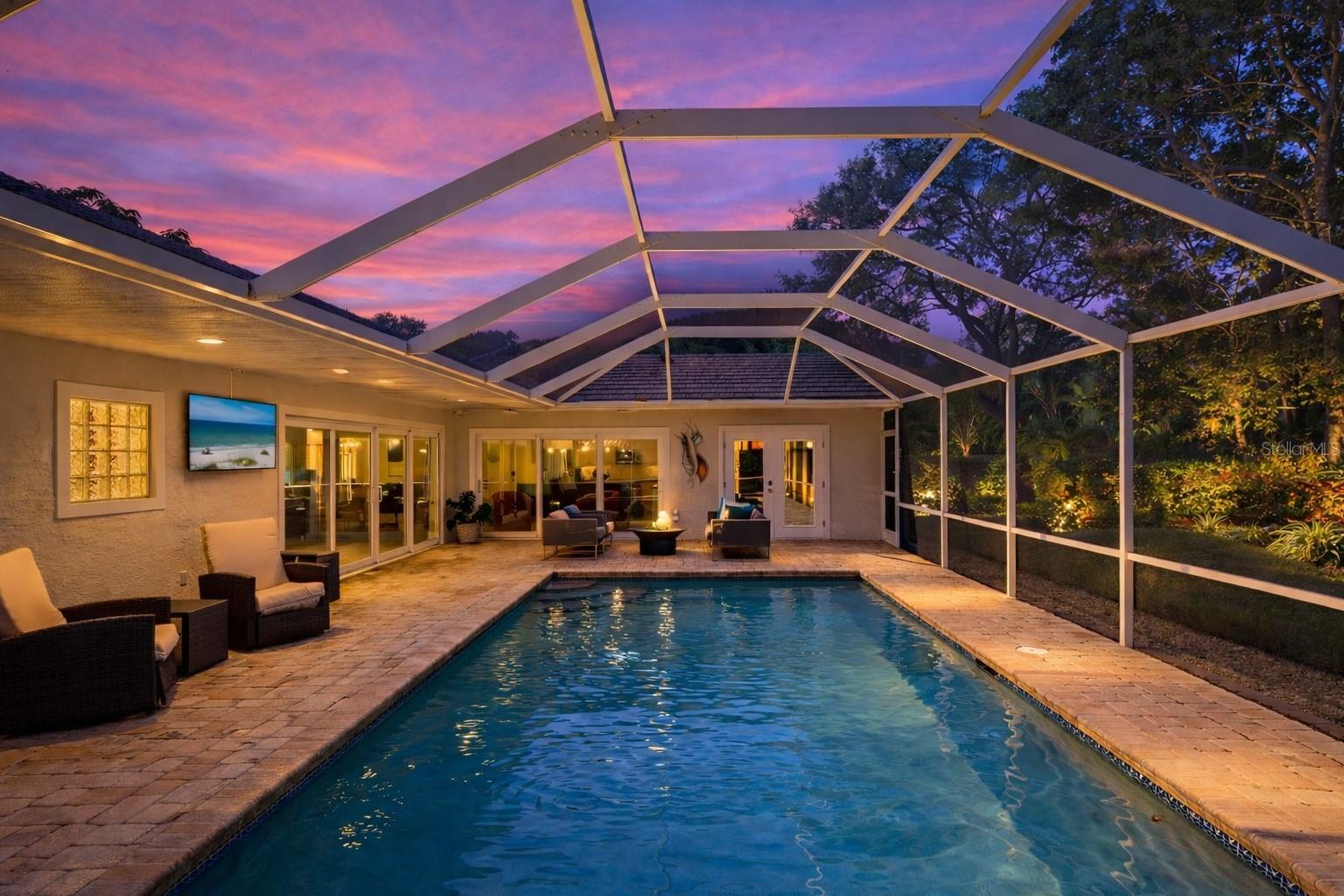606 Owl Way, FL