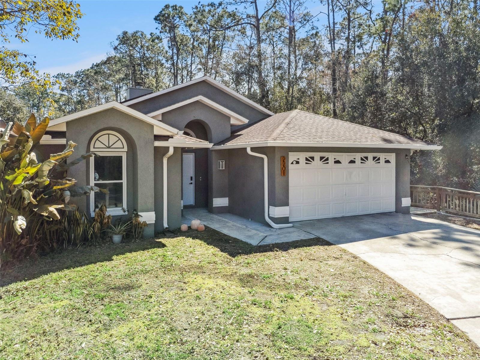 2201 Chappell Court, FL