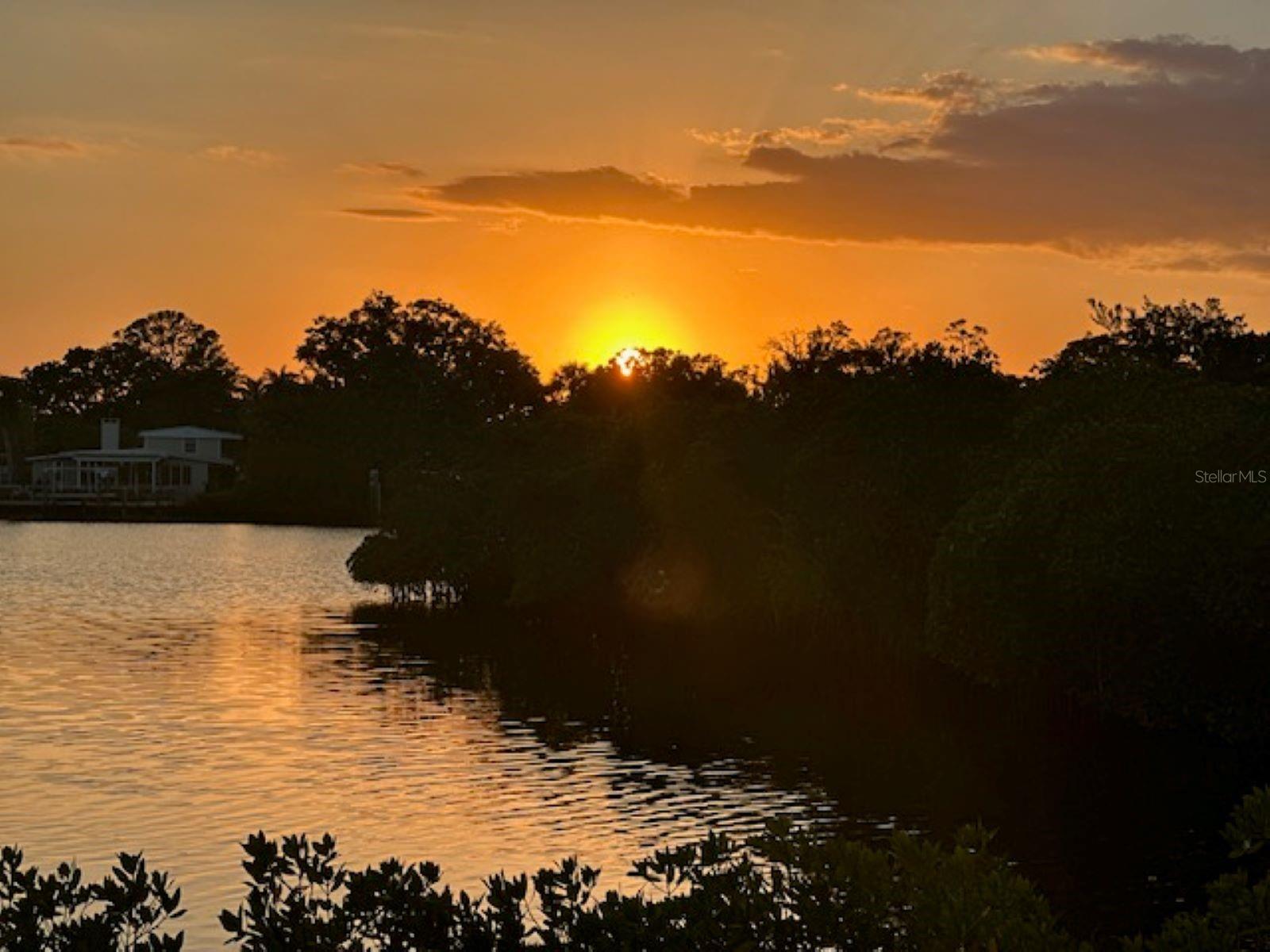 NOKOMIS, FL