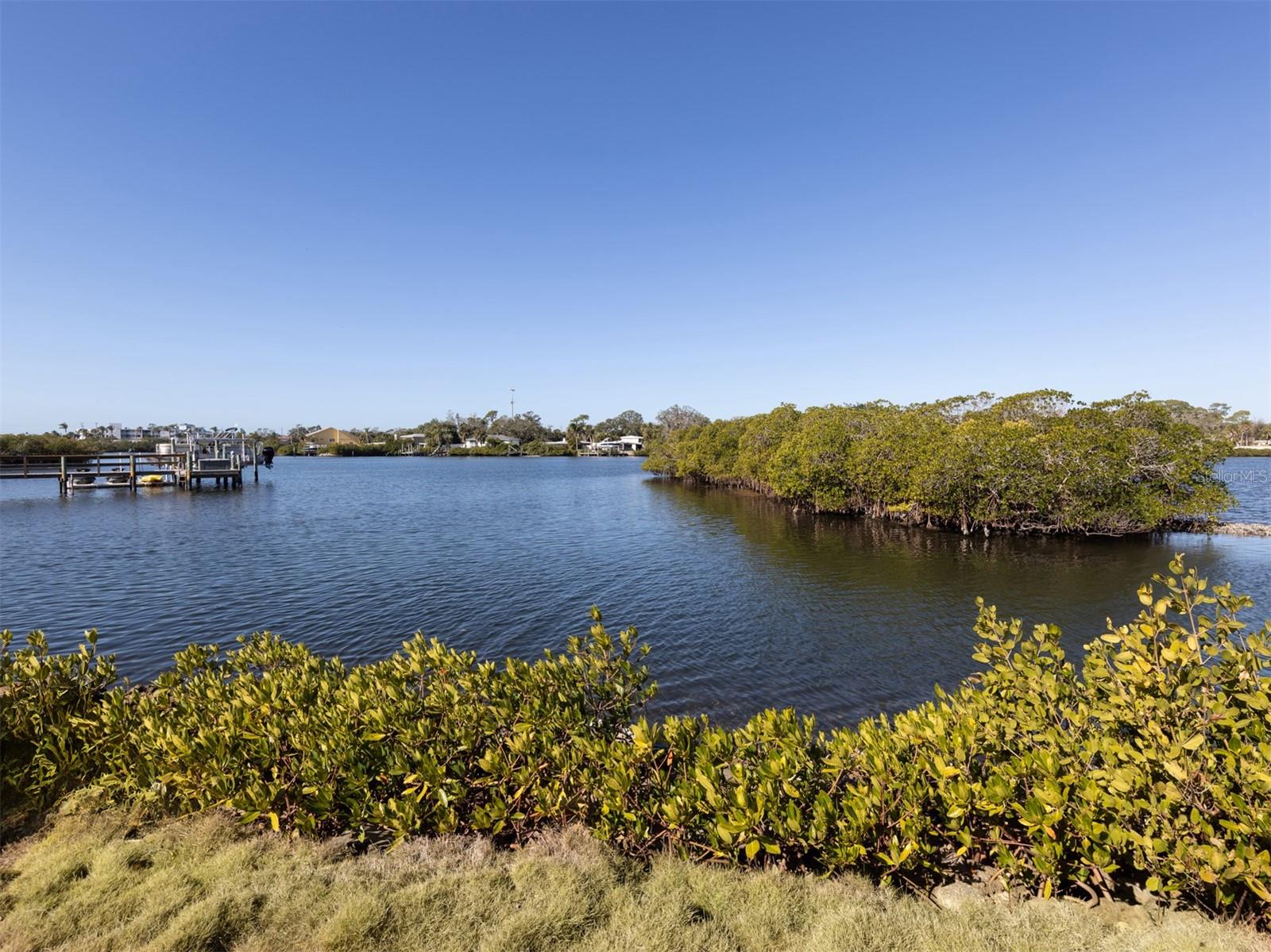 NOKOMIS, FL