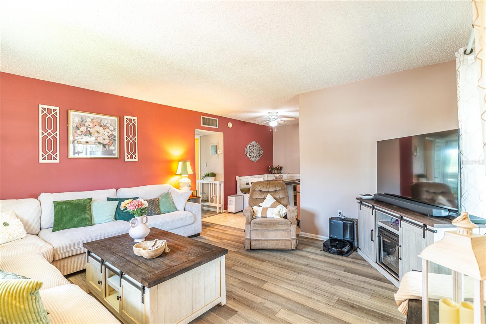 1700 6th Street, FL