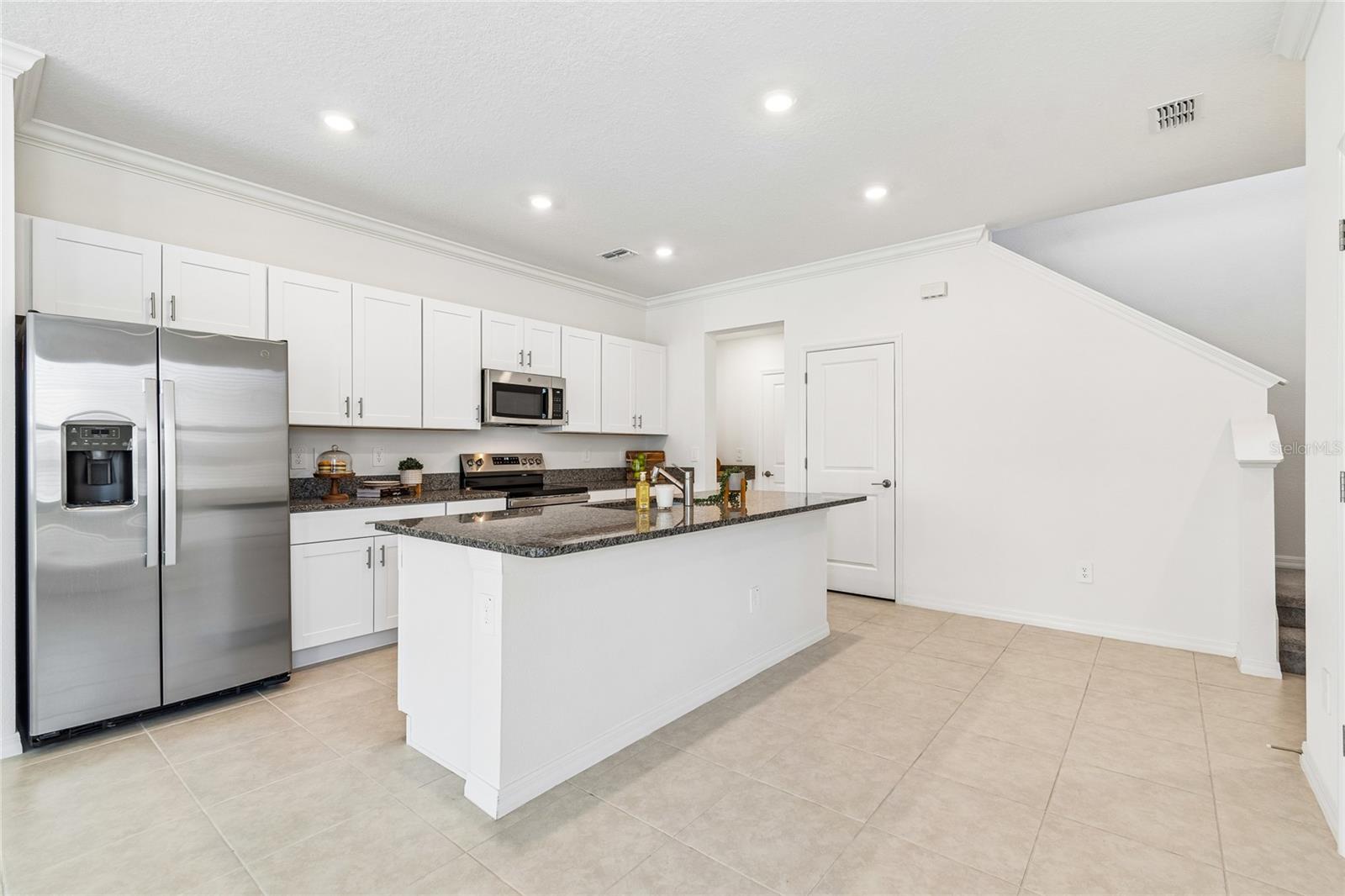 10811 Fowlers Bluff Court, FL